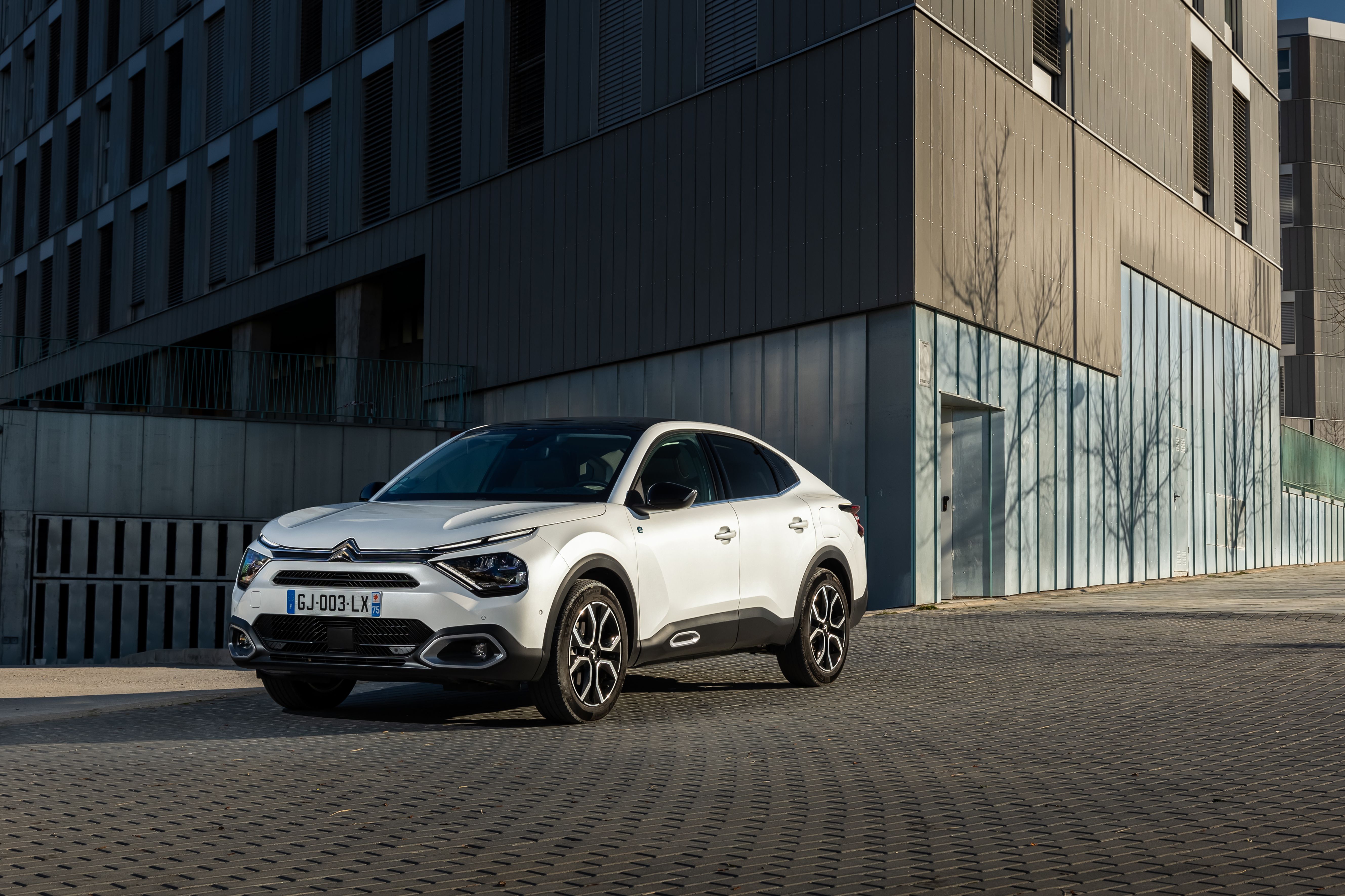 Citroën ë-C4 X
