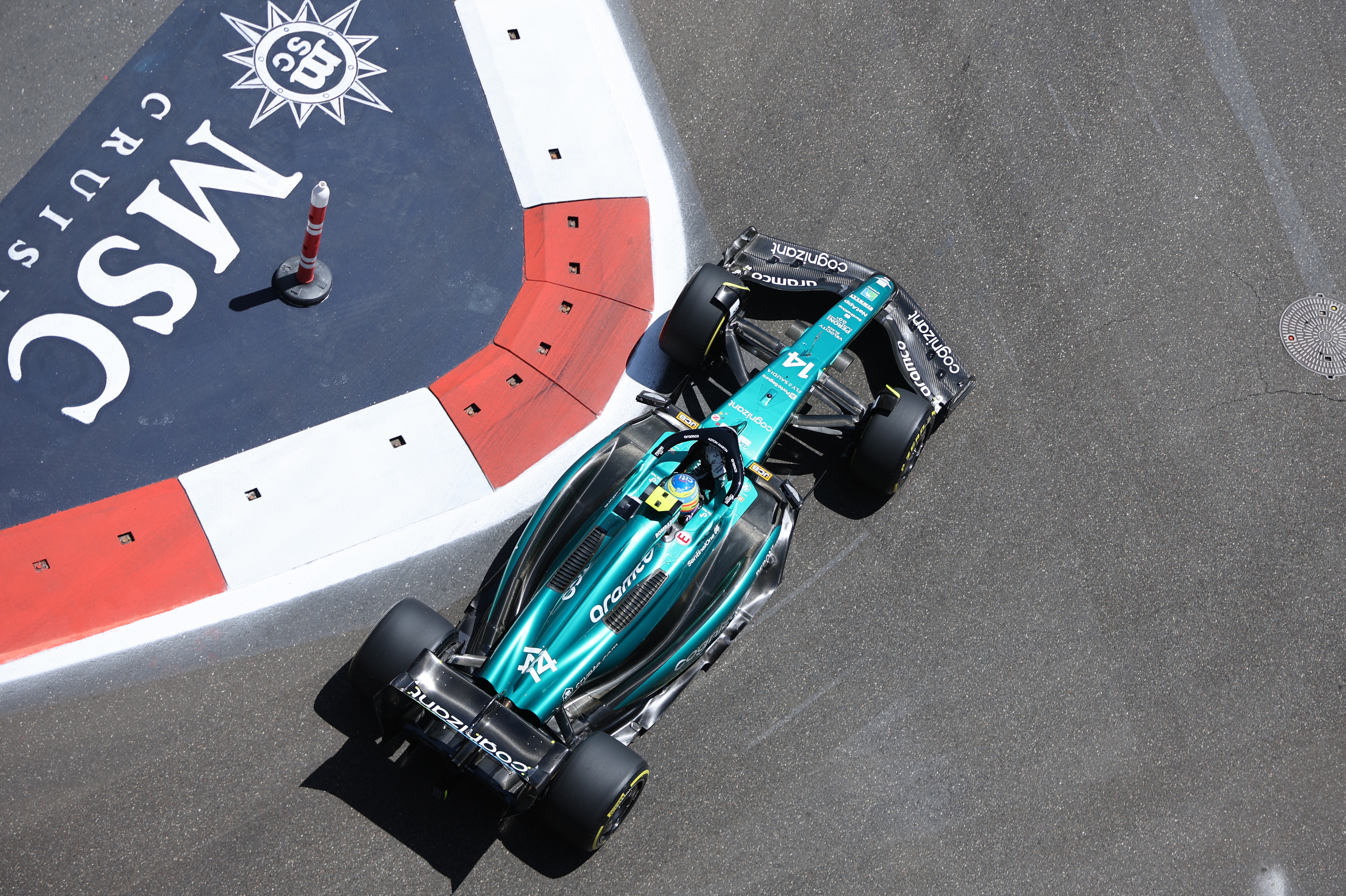 Fernando Alonso espera obtener en Miami "resultados similares" a los de Bakú
