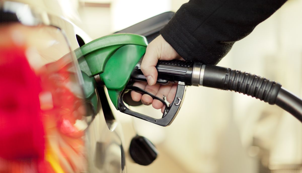 La nueva gasolina inventada por Toyota con la que podría revolucionar el coche híbrido
