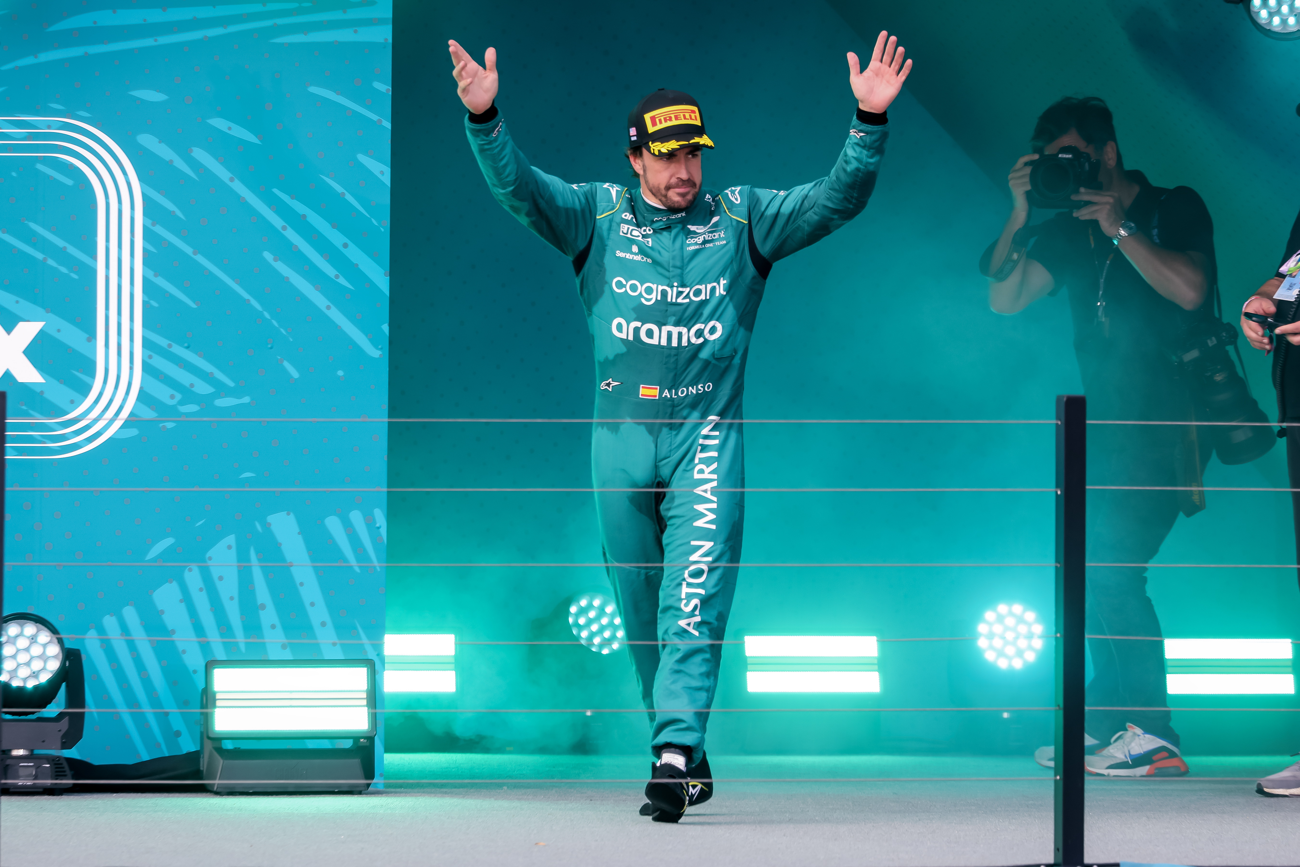 Honda define a Alonso como "genio" y no le descarta como piloto en su regreso a Fórmula 1