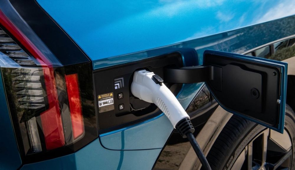 Podrás gestionar la carga de tu coche eléctrico cómodamente desde casa Podrás gestionar la carga de tu coche eléctrico cómodamente desde casa