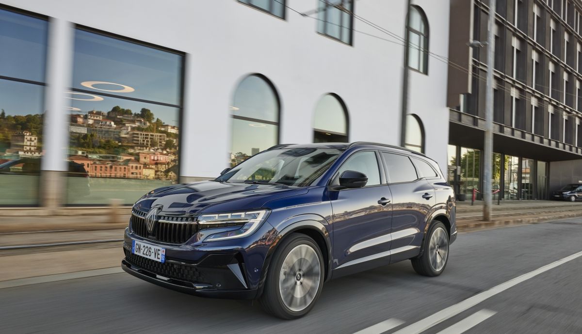 Renault Espace E Tech Full Hybrid 2023, probamos el nuevo gran familiar, ahora ya como SUV