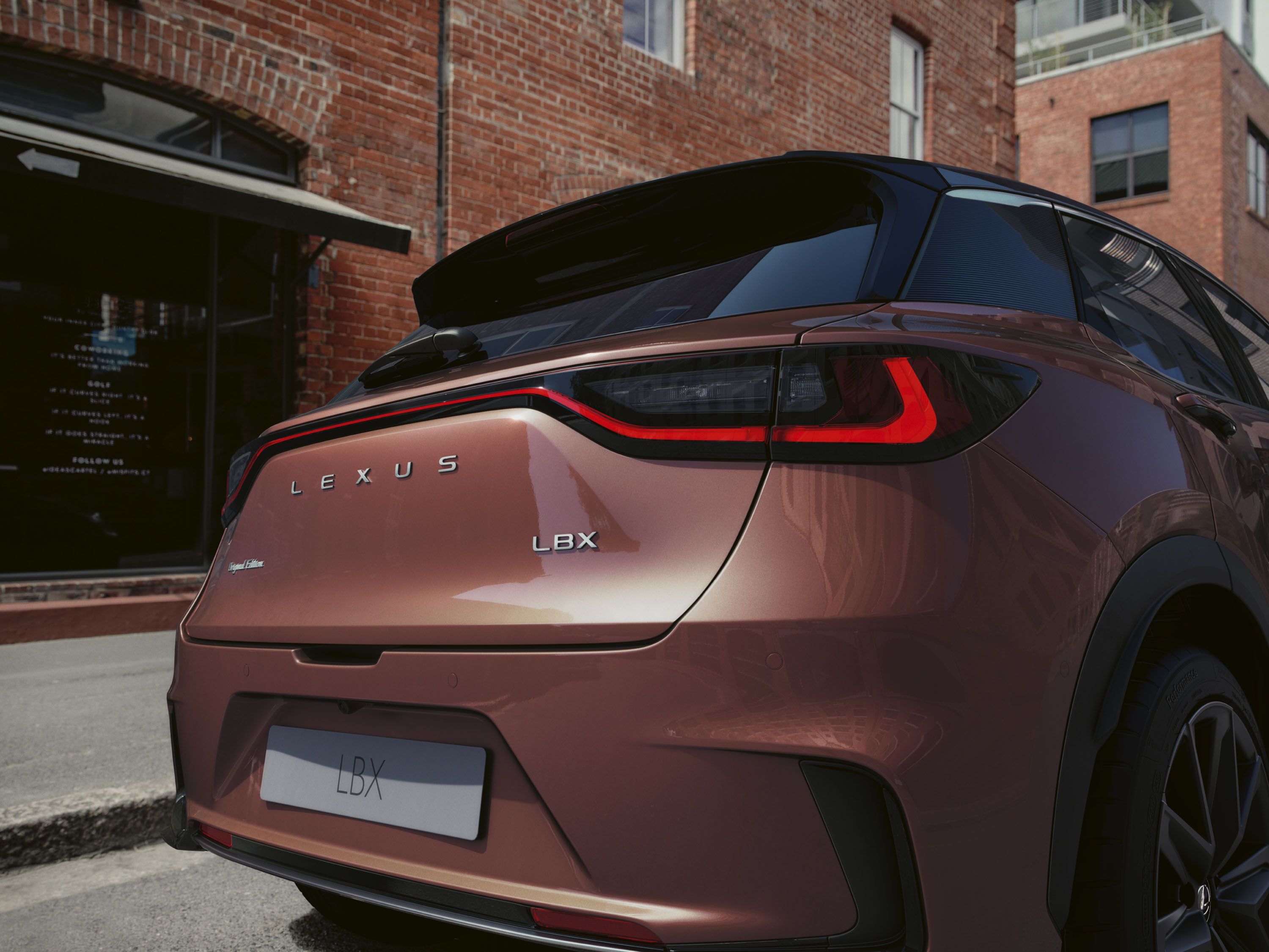Lexus LBX 2024