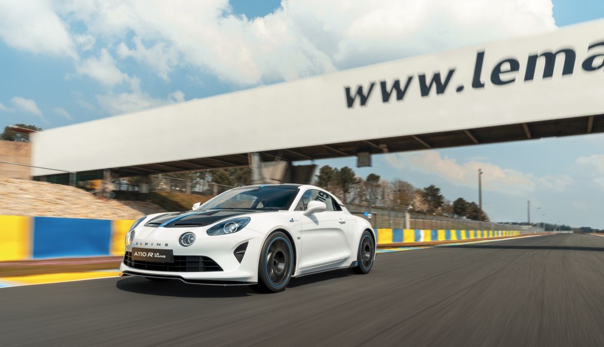 Alpine A110 R Le Mans, descubre en fotos y vídeo el nuevo deportivo homenaje a las míticas 24 Horas