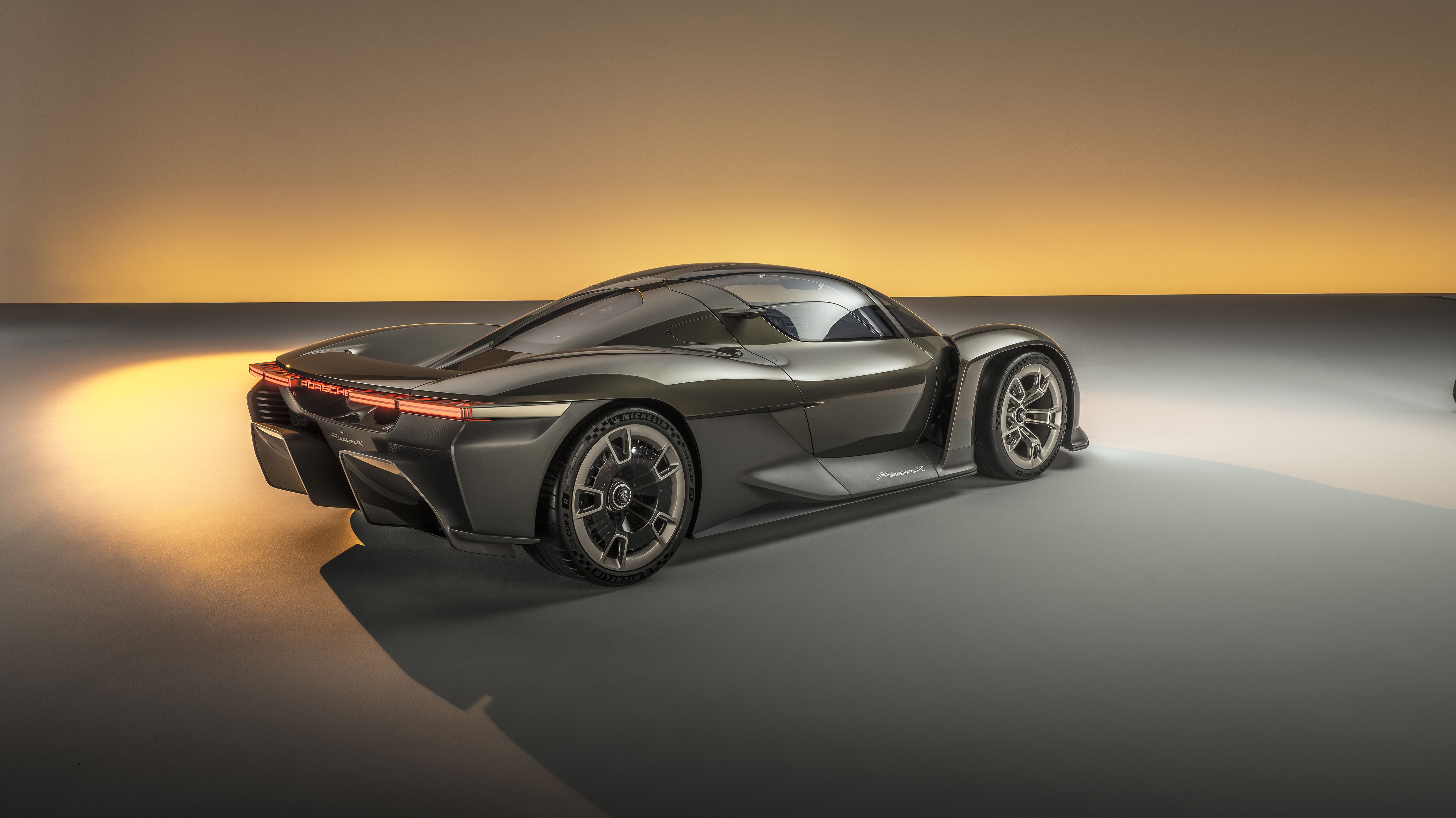 Porsche Mission X (31)
