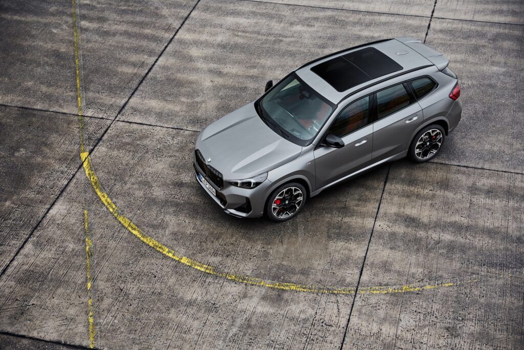 BMW X1 M35i xDrive 2024 (2)