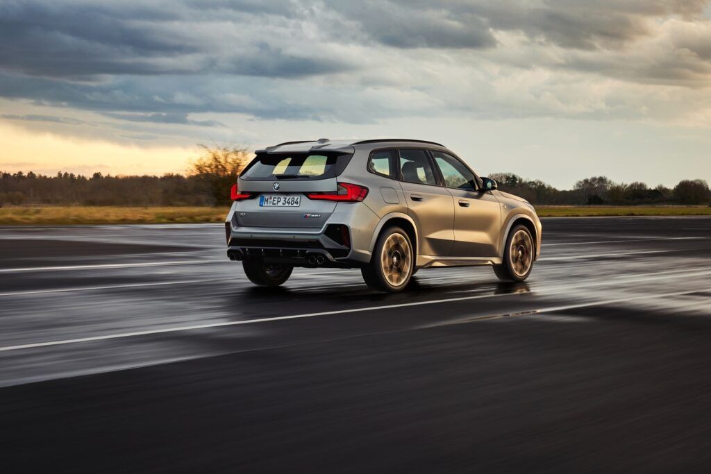 BMW X1 M35i xDrive 2024 (21)