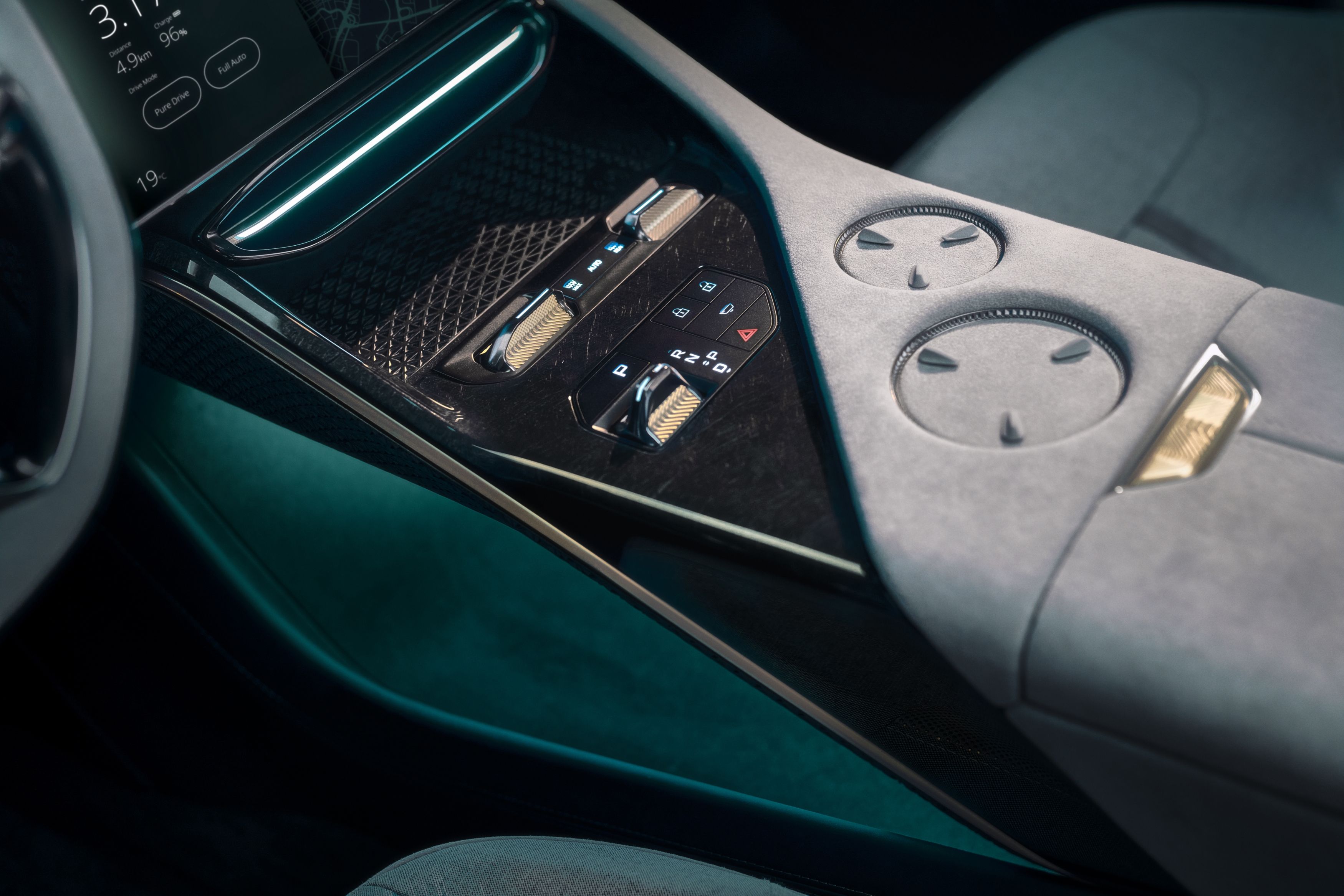 Lotus Eletre 2023
