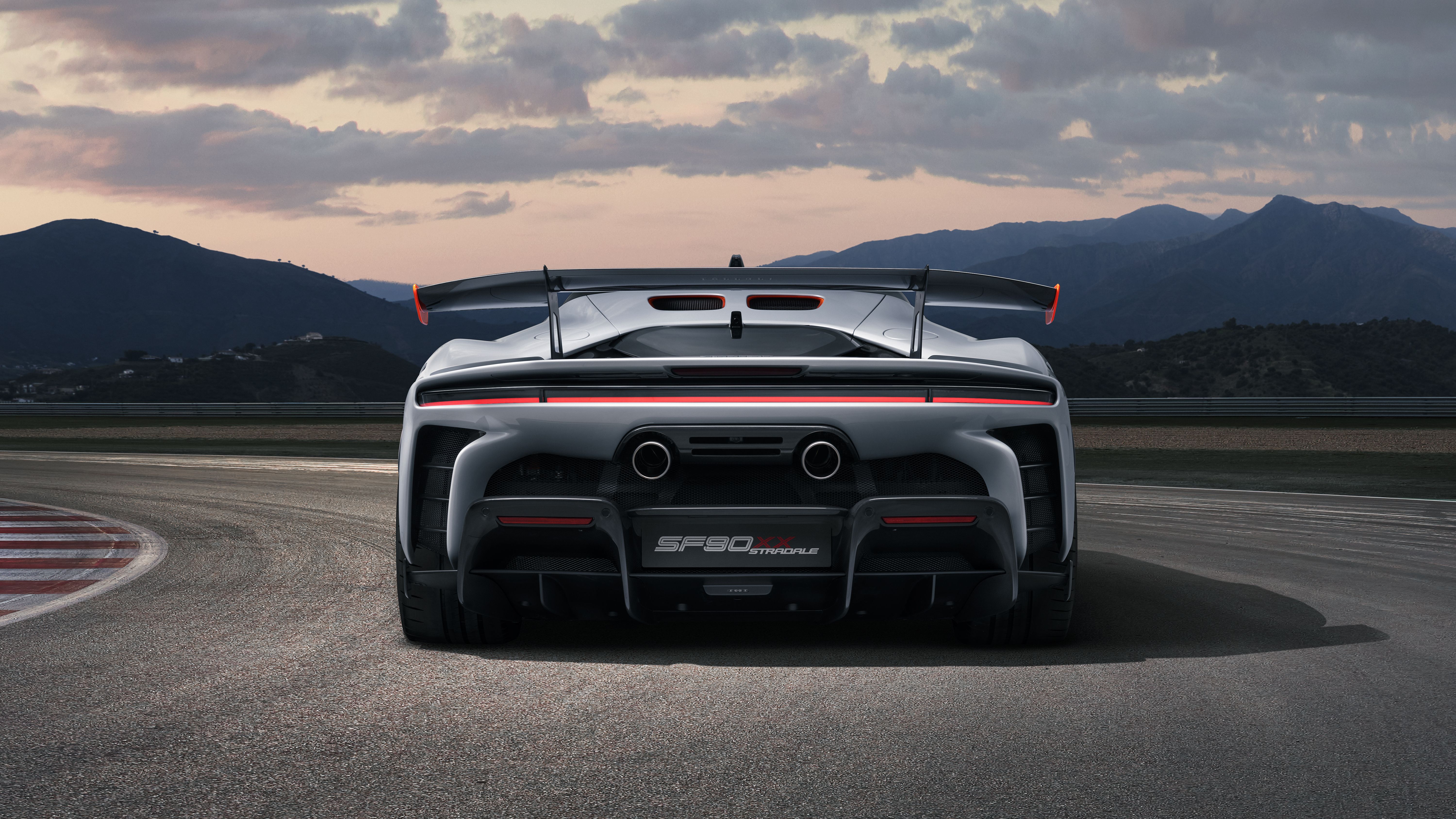 Ferrari SF90 (18)