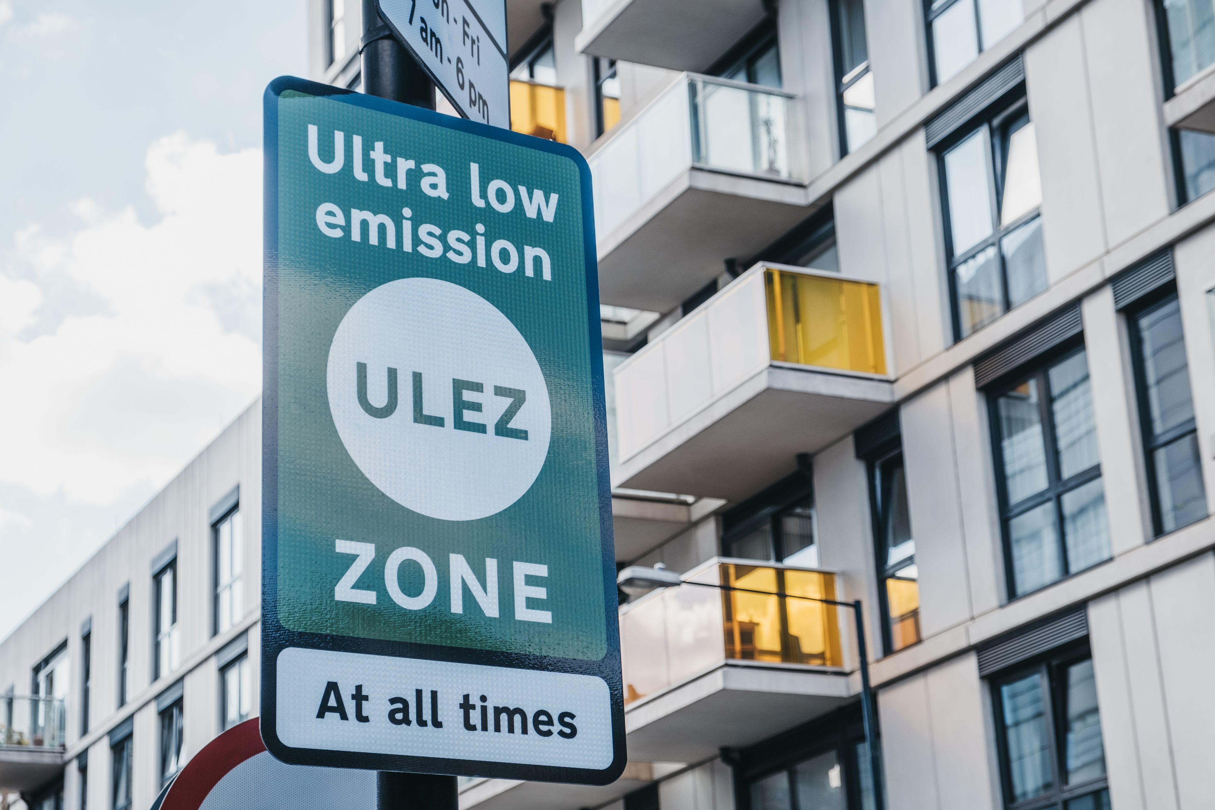 Más de 200 ataques a cámaras por la ampliación de la Zona de Bajas Emisiones ZBE de Londres