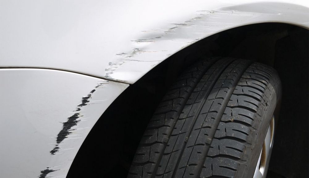 Bultos u arañazos pueden afectar a la seguridad del coche Bultos u arañazos pueden afectar a la seguridad del coche
