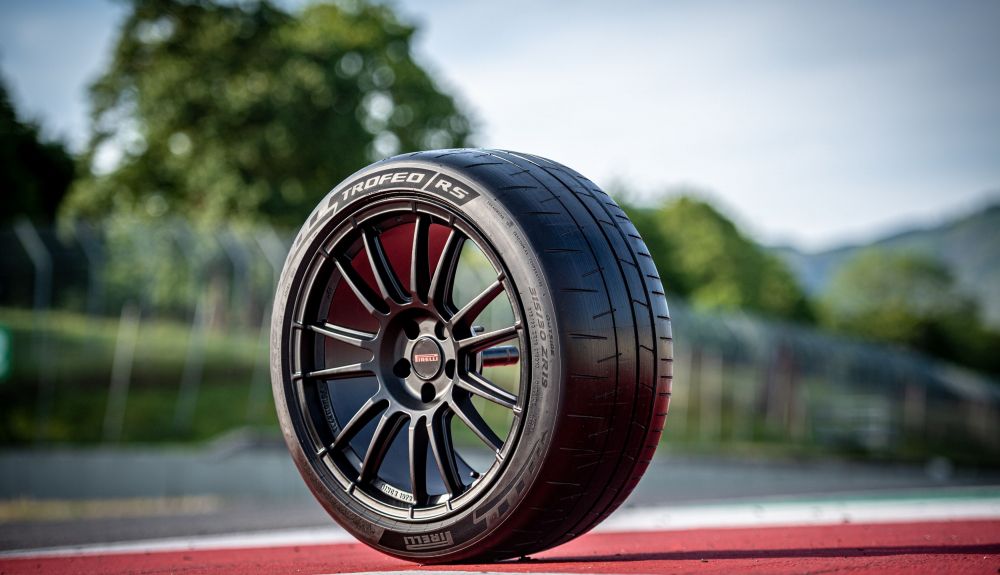 Pirelli P Zero Trofeo RS, ideales a partes iguales para calle y circuito