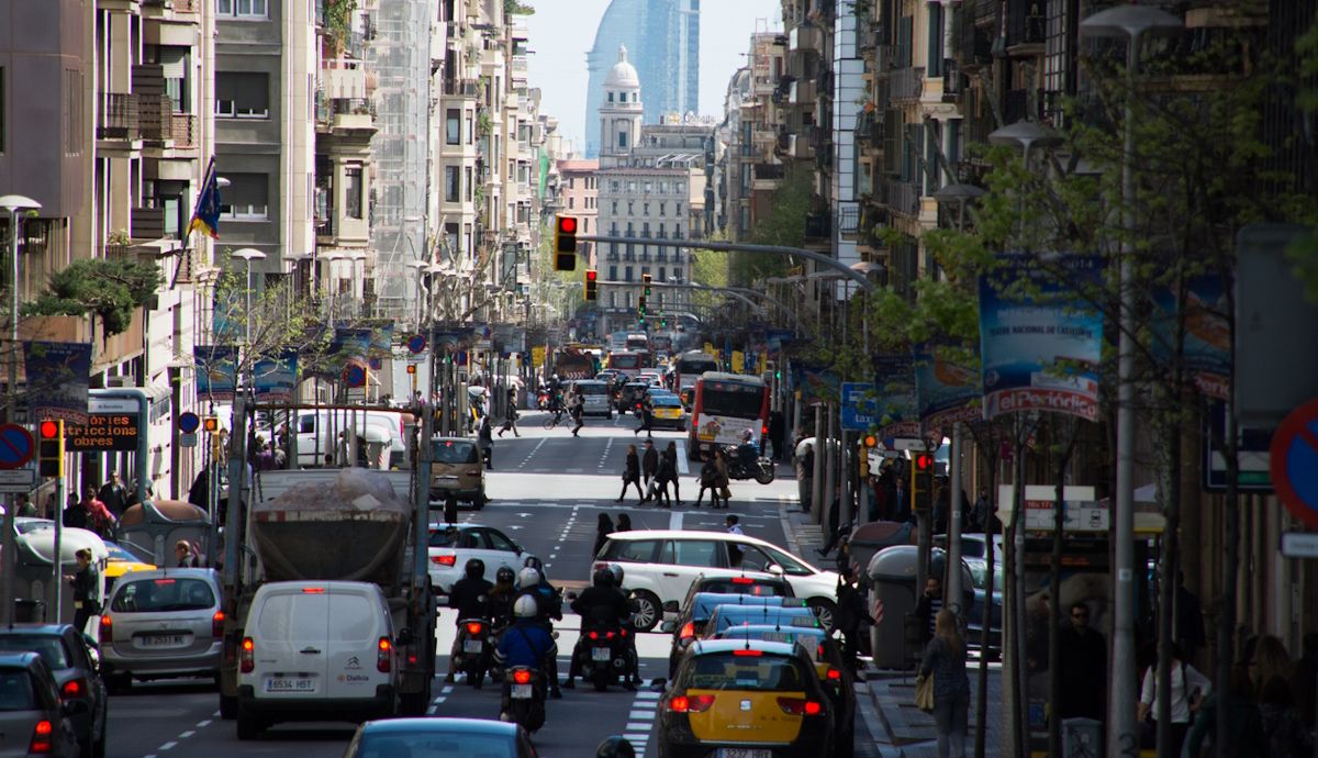 Las restricciones que tendrá tu vehículo con pegatina ‘B’ en 2024 que no tenía en 2023