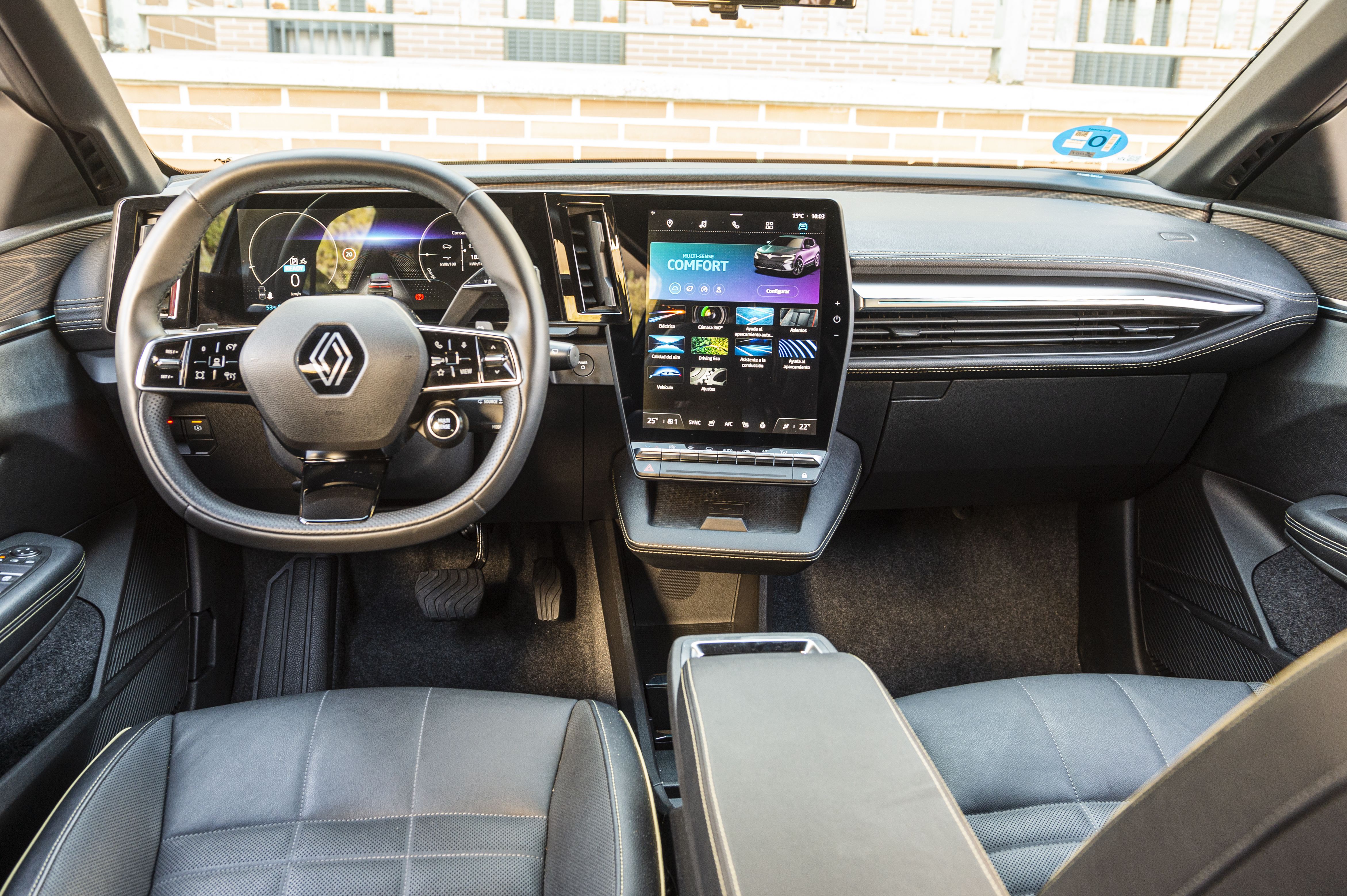 Renault Mégane E-Tech: así es su interior