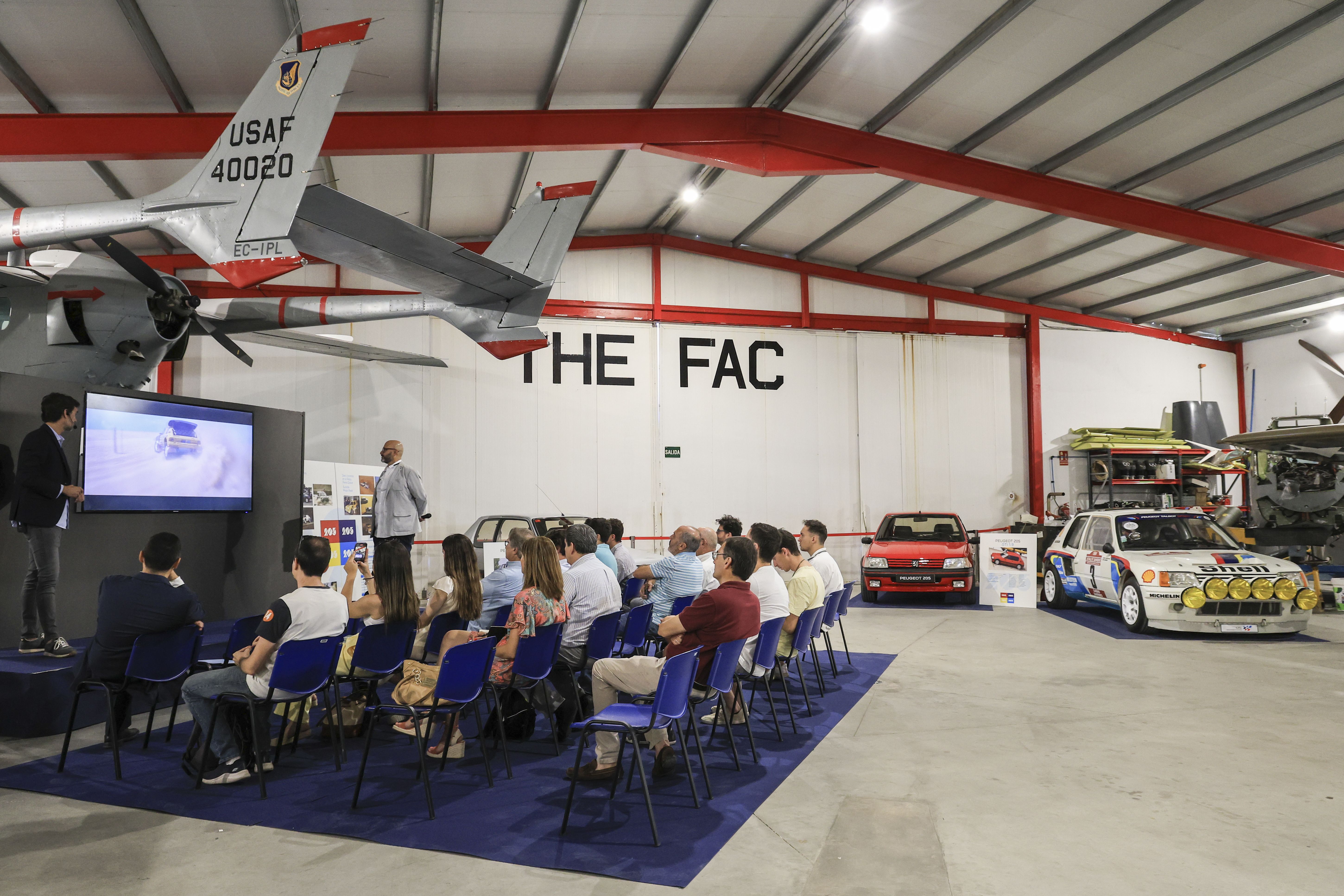 Celebración del 40 Aniversario del Peugeot 205