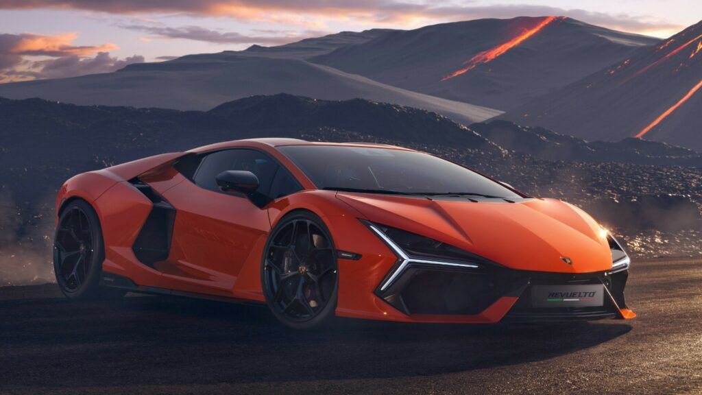 Lamborghini Revuelto
