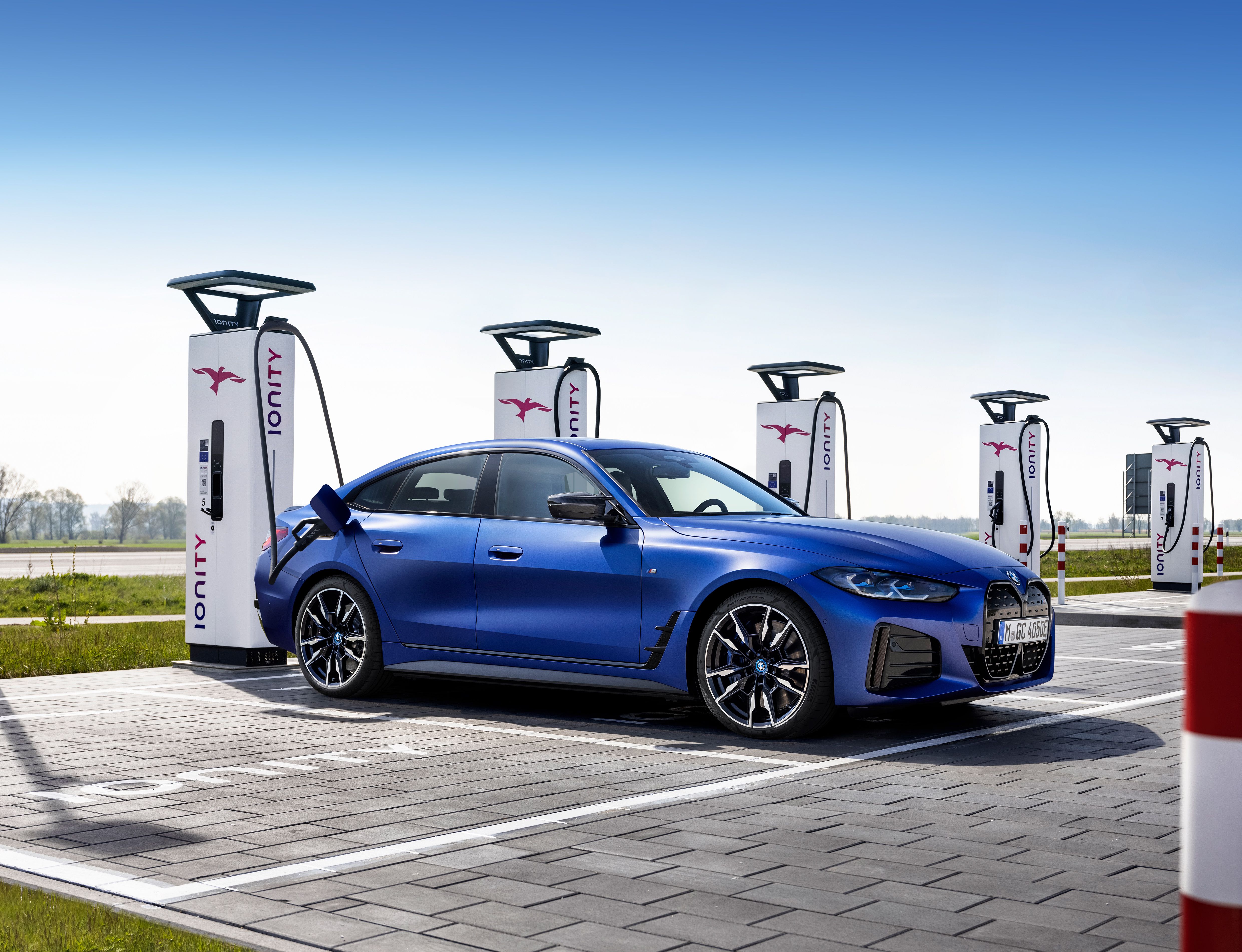 BMW i4 M50