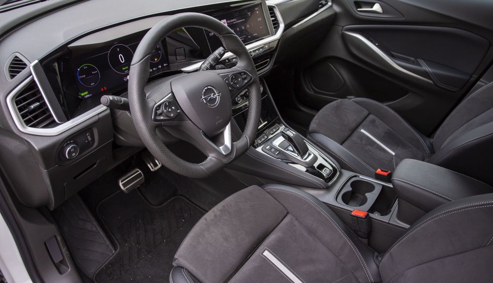 Opel Grandland GSe PHEV 4x4 Opel Grandland GSe PHEV 4x4