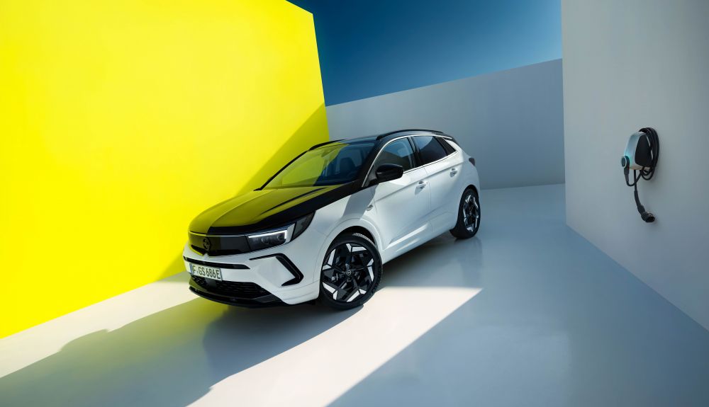 Opel Grandland GSe PHEV 4x4 Opel Grandland GSe PHEV 4x4
