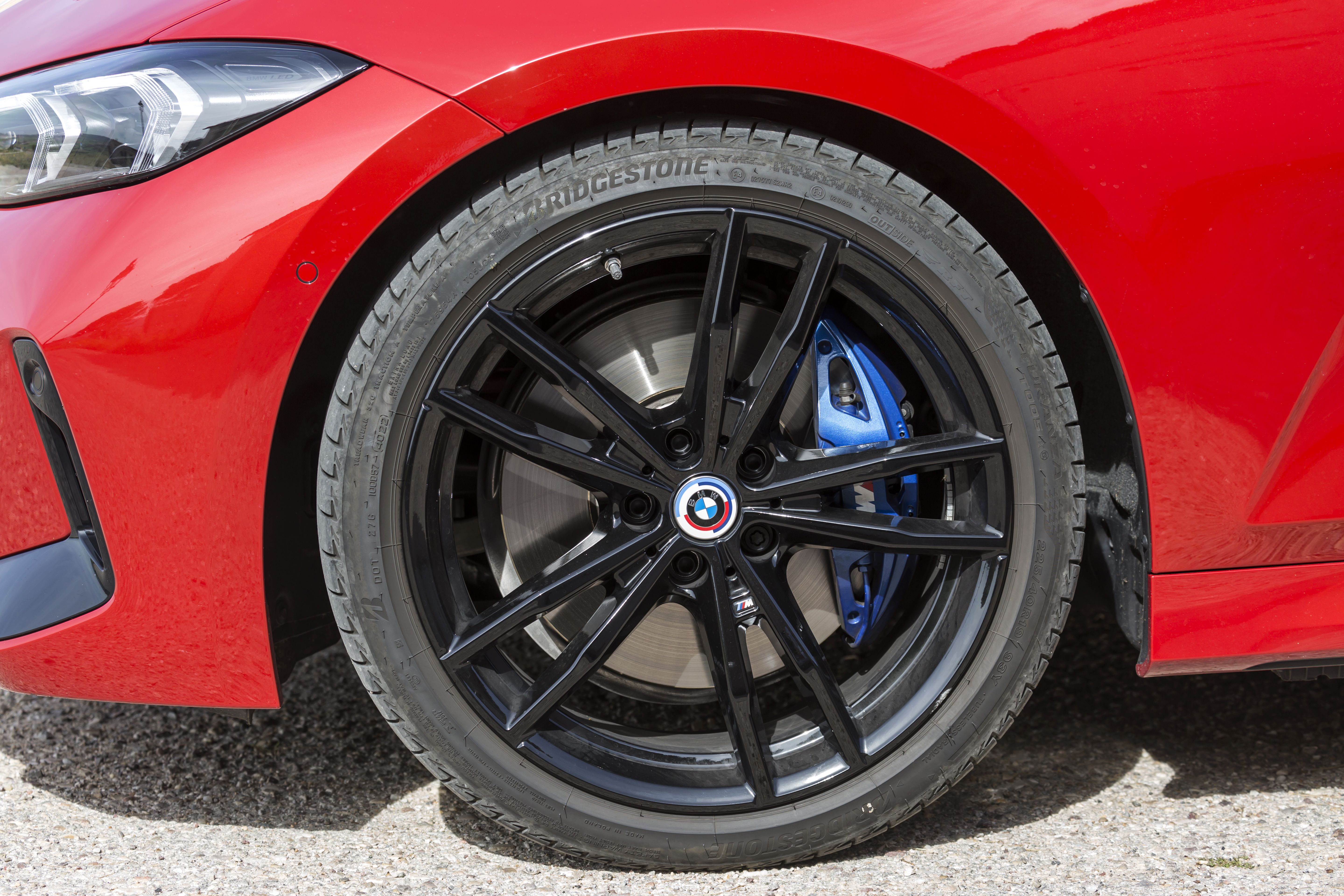Comparativa BMW 320d Touring vs Skoda Octavia Combi RS TSi 138