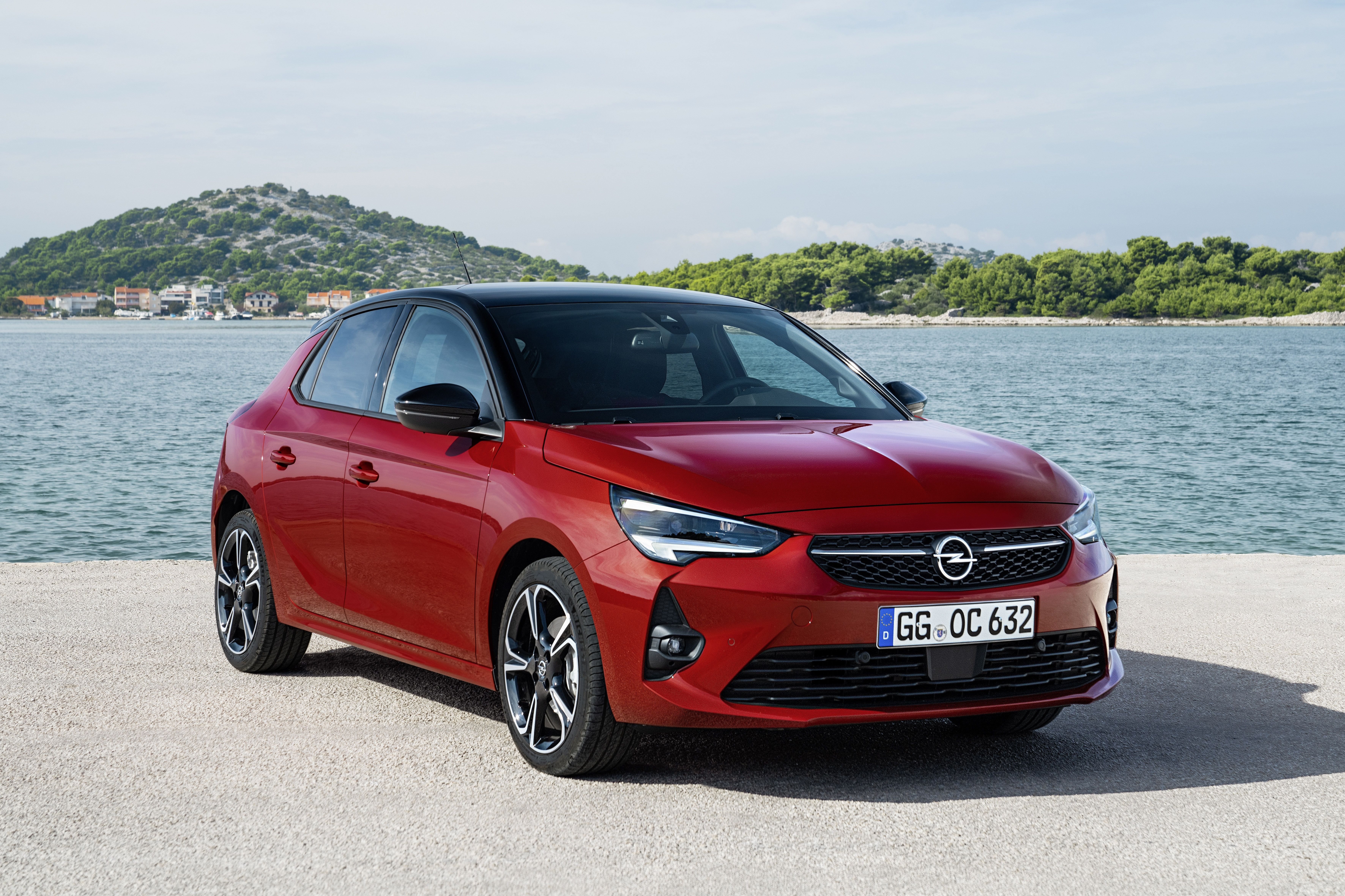 La adicción de los fabricantes al restyling de los coches