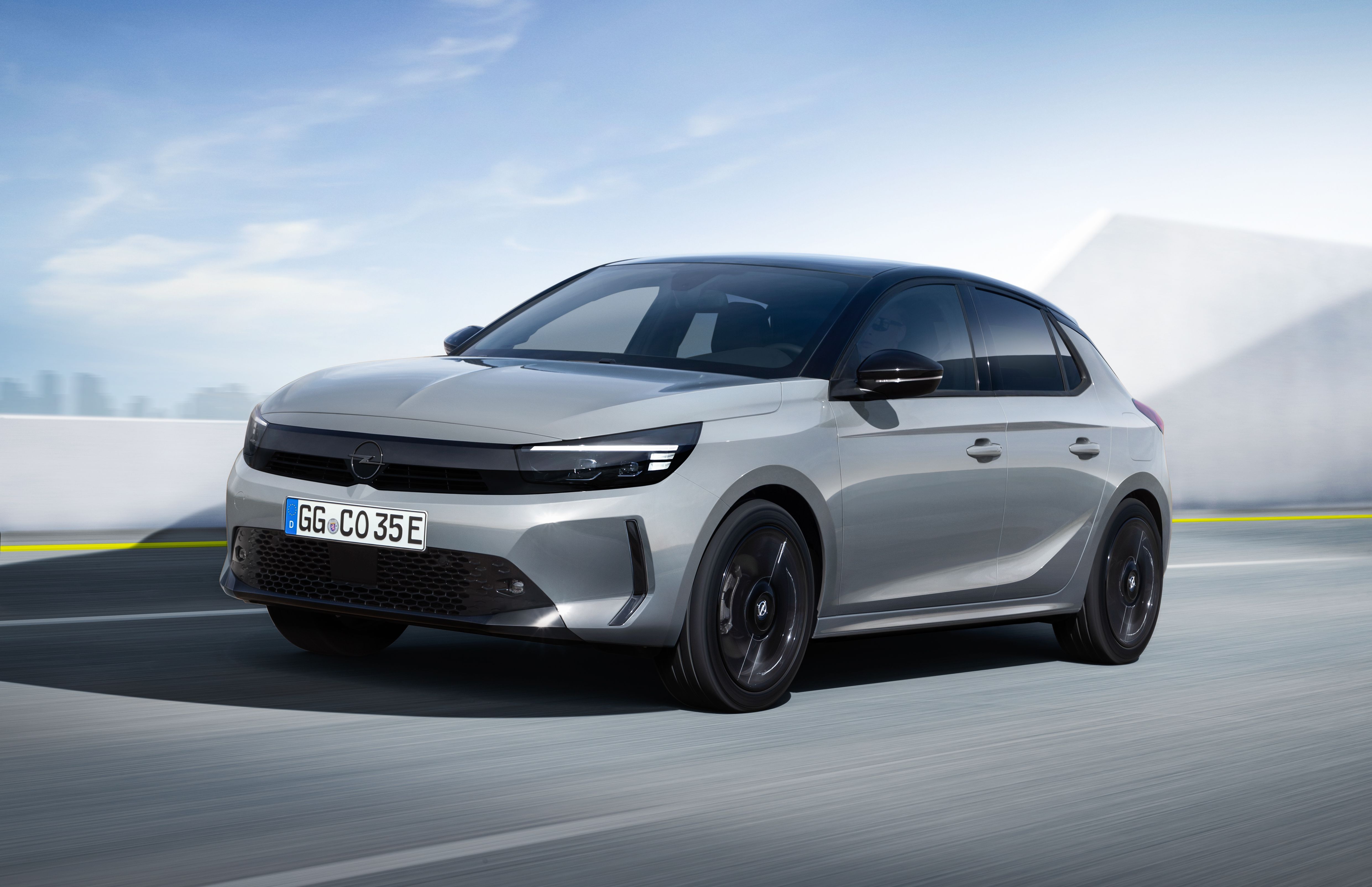 La adicción de los fabricantes al restyling de los coches