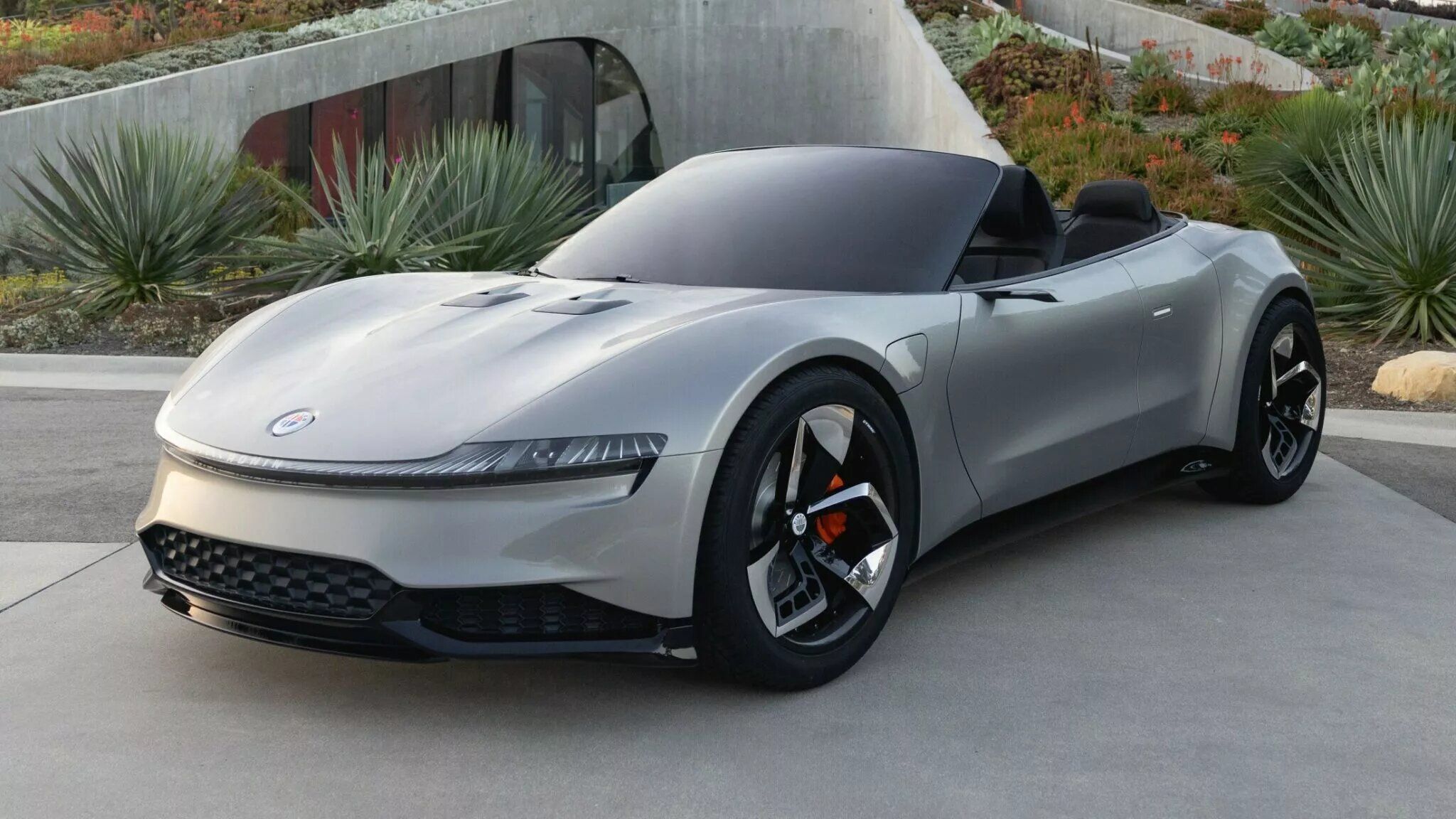 Fisker Ronin (2)