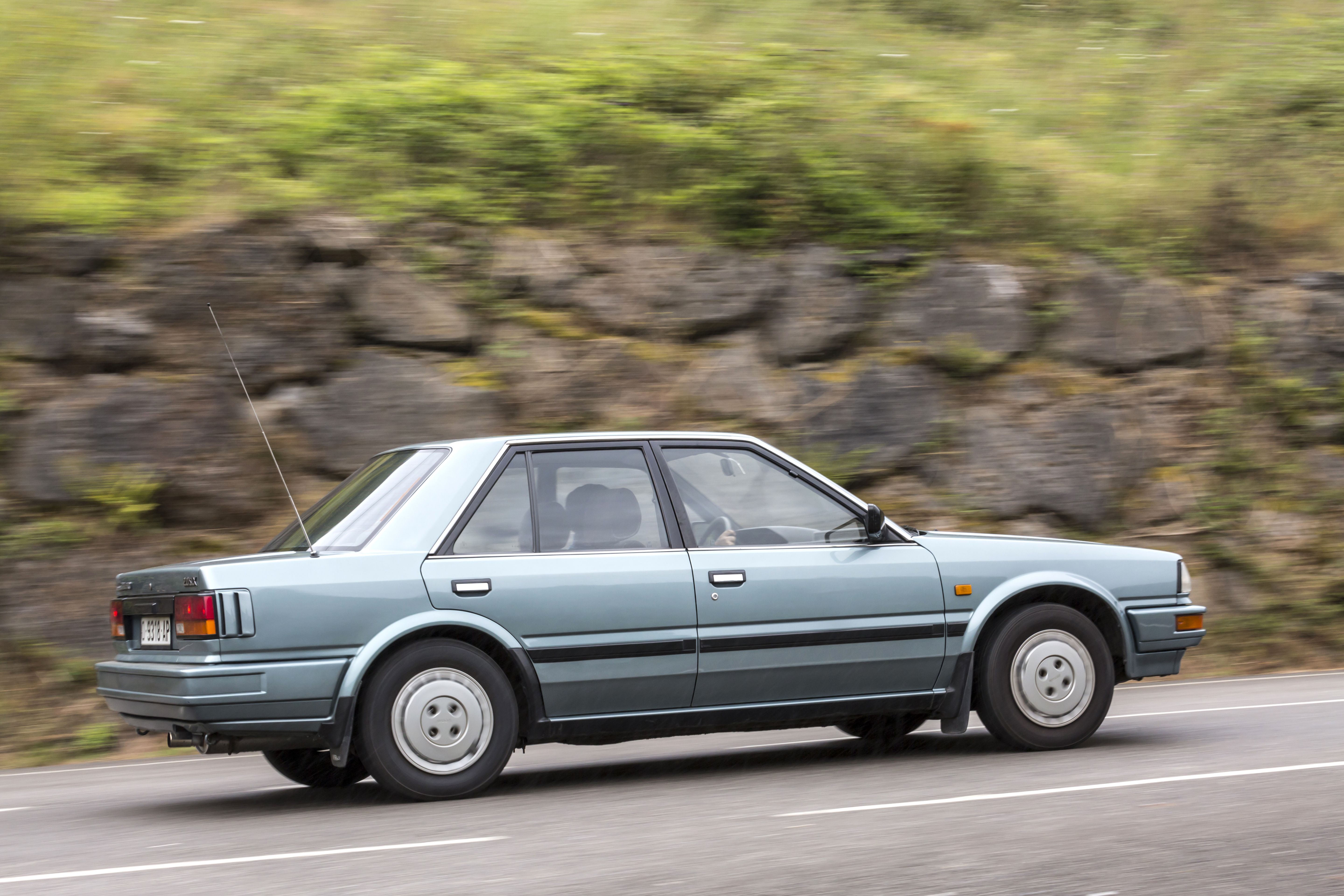 Nissan Bluebird 2.0 SLX