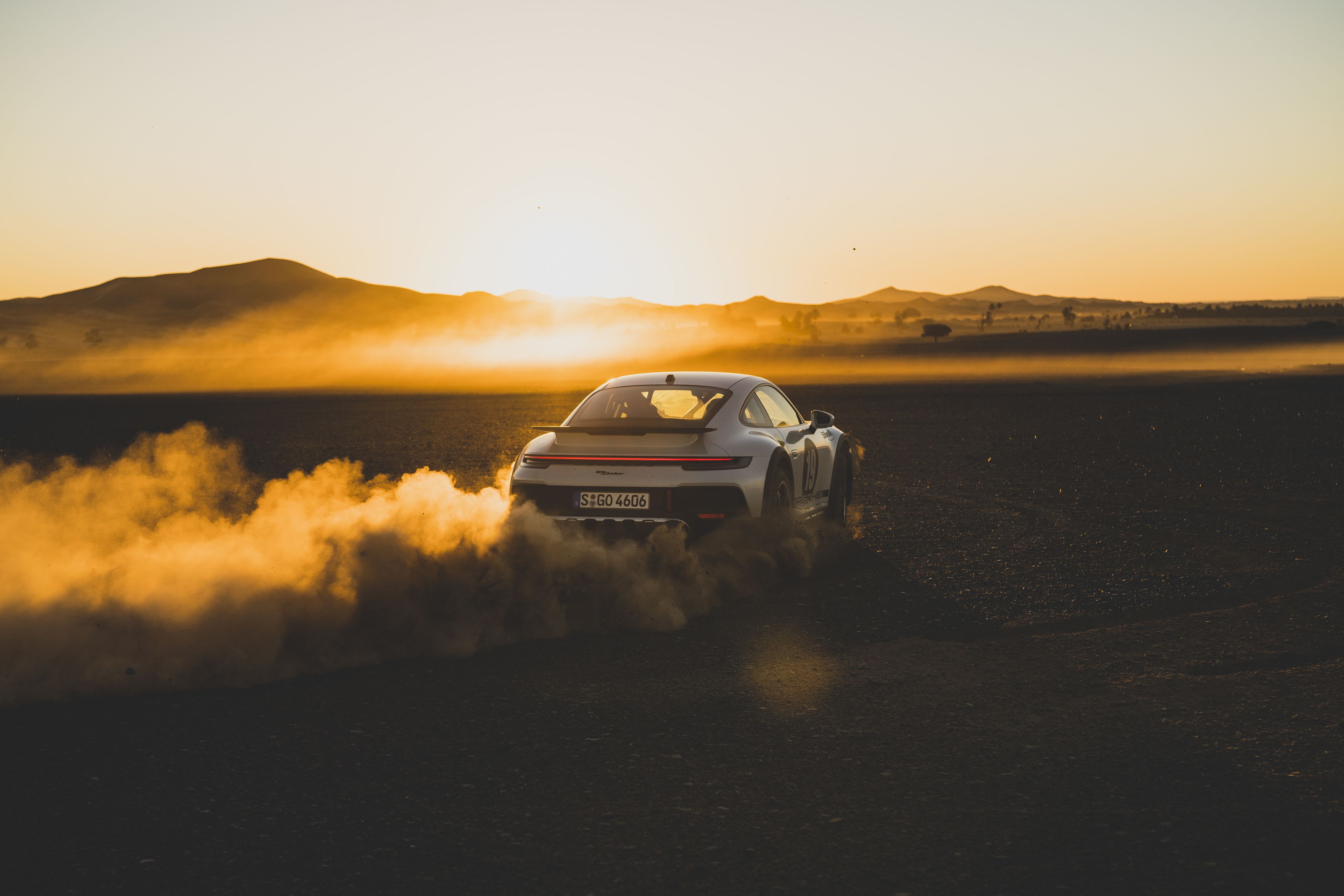 El Porsche 911 Dakar, a prueba