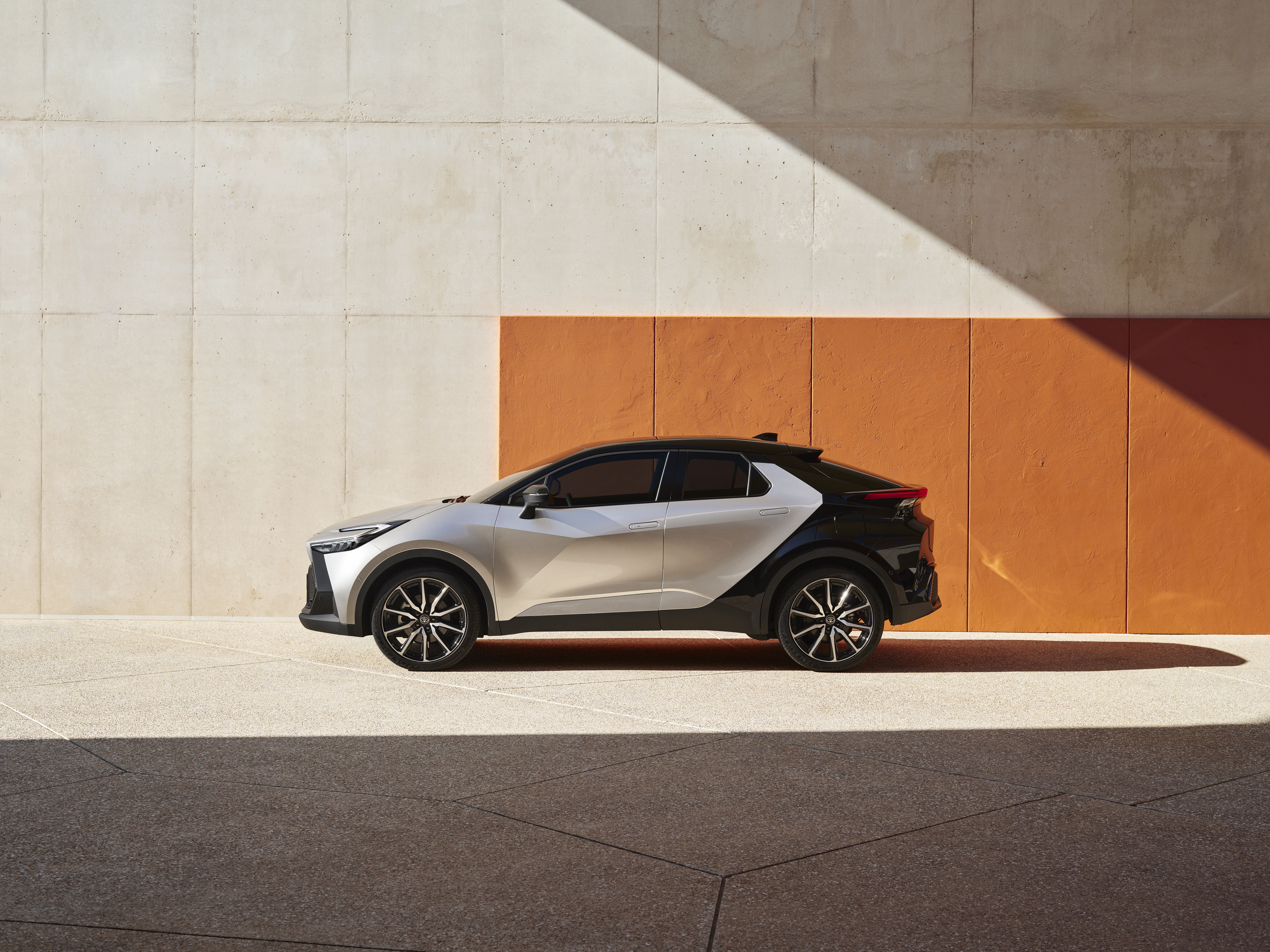 Nuevo Toyota C-HR 2024