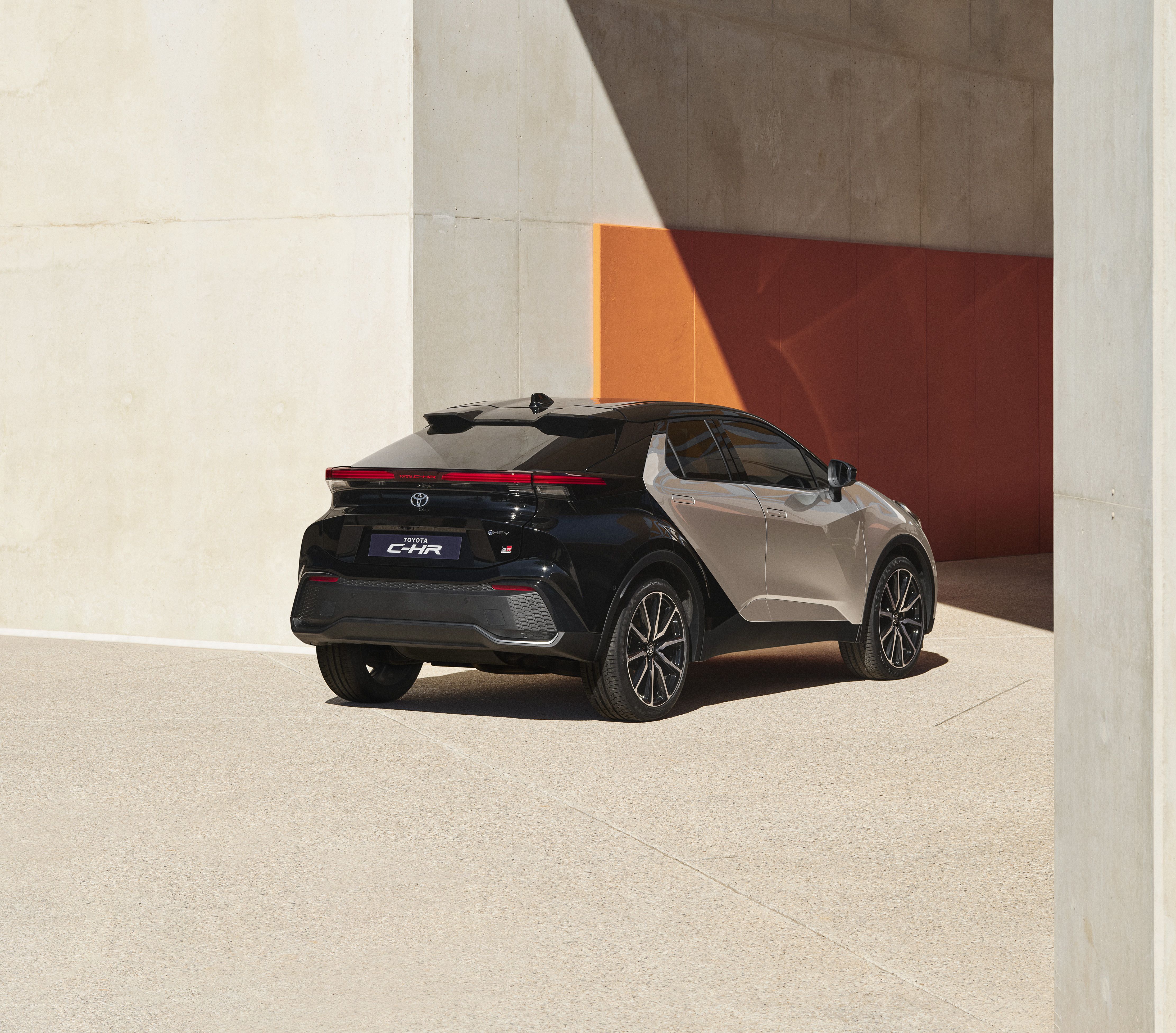 Nuevo Toyota C-HR 2024