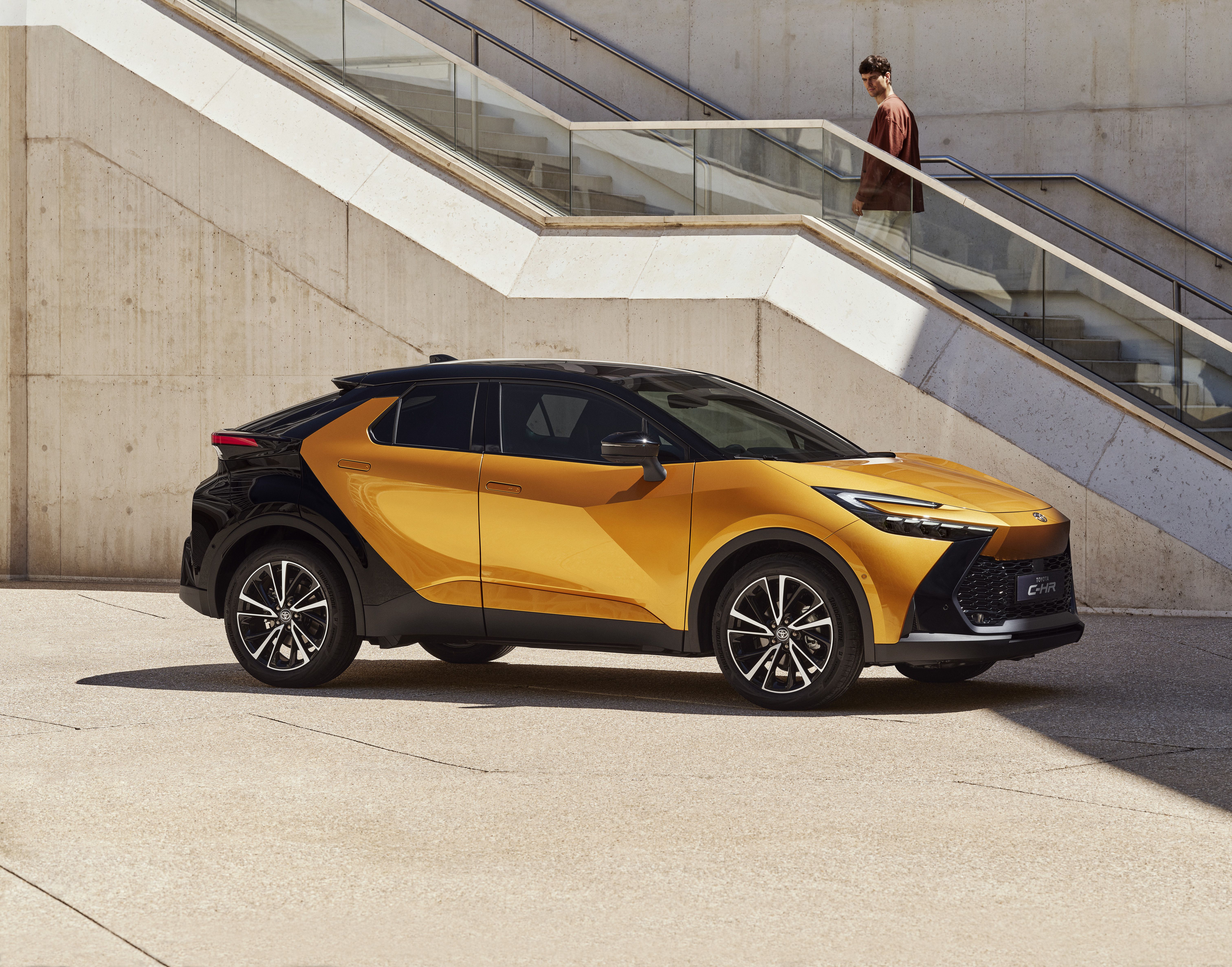 Nuevo Toyota C-HR 2024