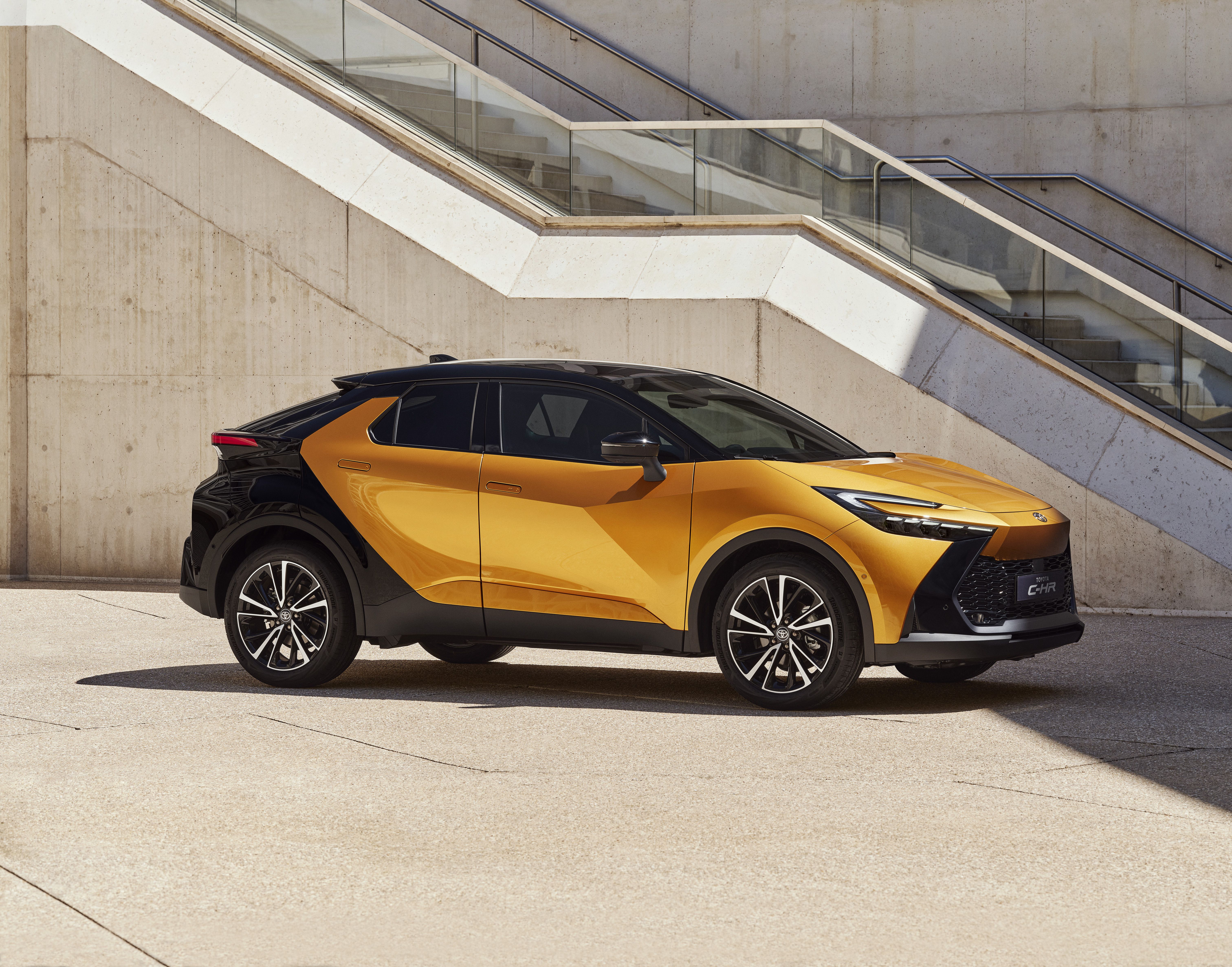 Nuevo Toyota C-HR 2024