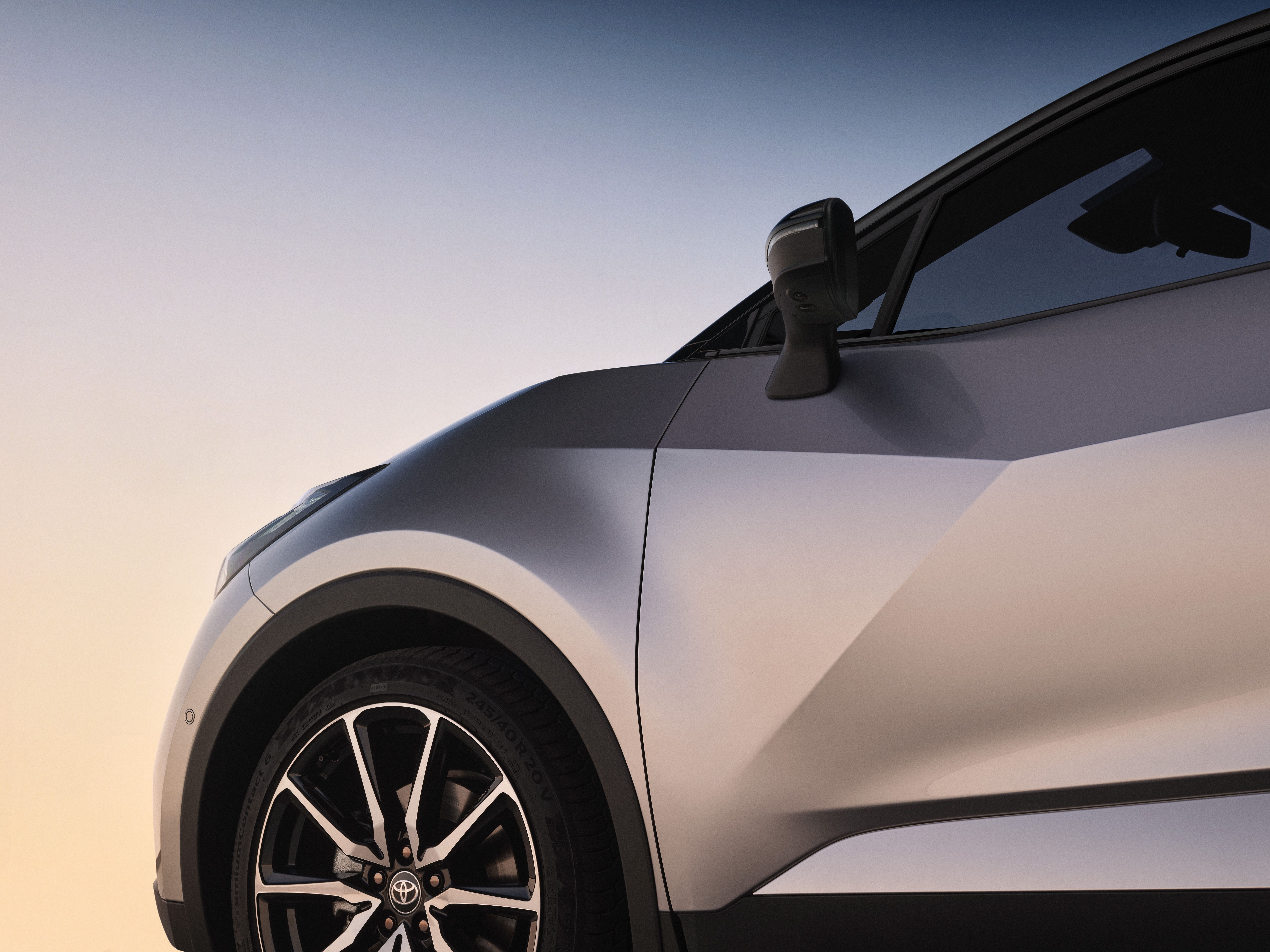 Nuevo Toyota C-HR 2024