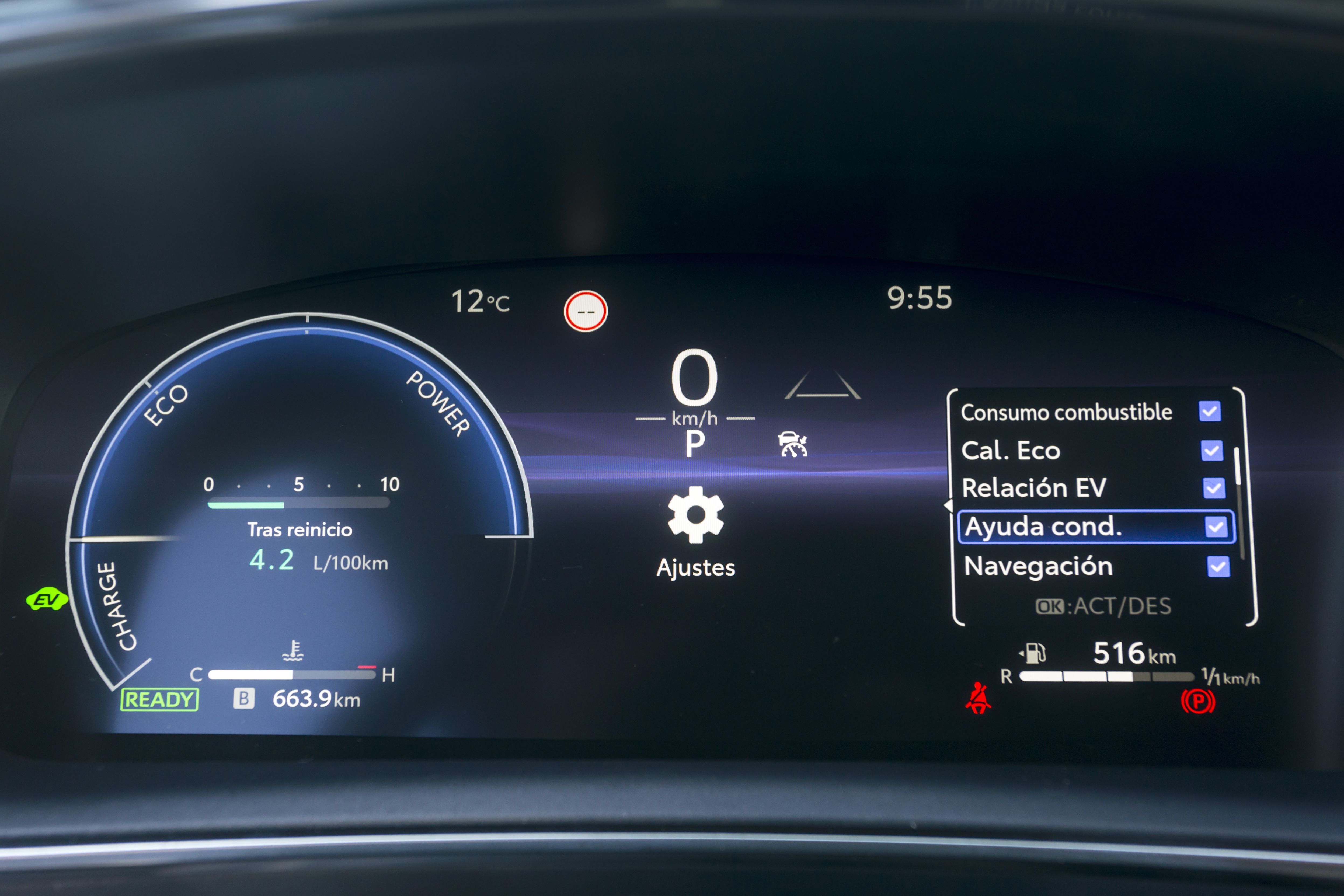 Comparativa: Toyota Corolla 140h vs Cupra León e-TSI