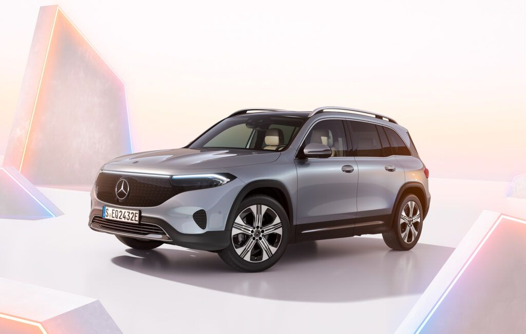 Nuevos Mercedes EQA y EQB 2024