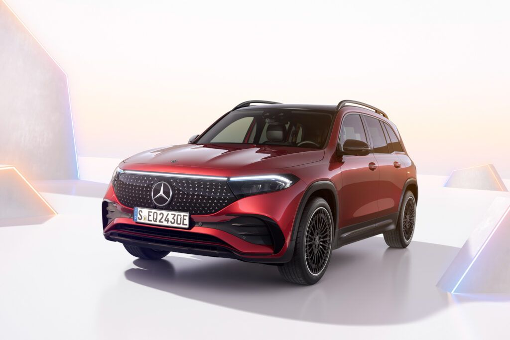 Nuevos Mercedes EQA y EQB 2024