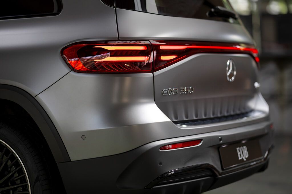 Nuevos Mercedes EQA y EQB 2024