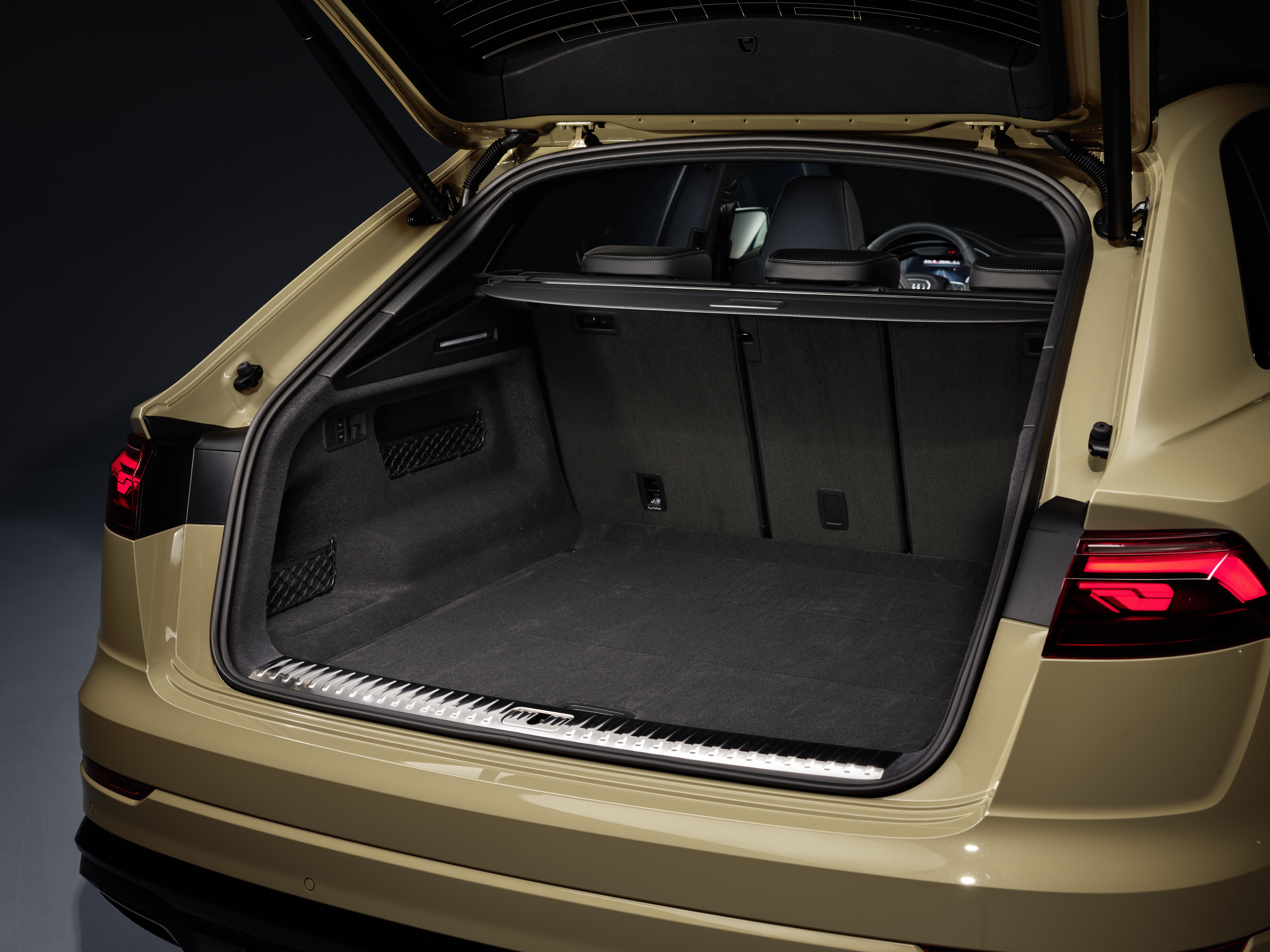 Audi Q8 2023