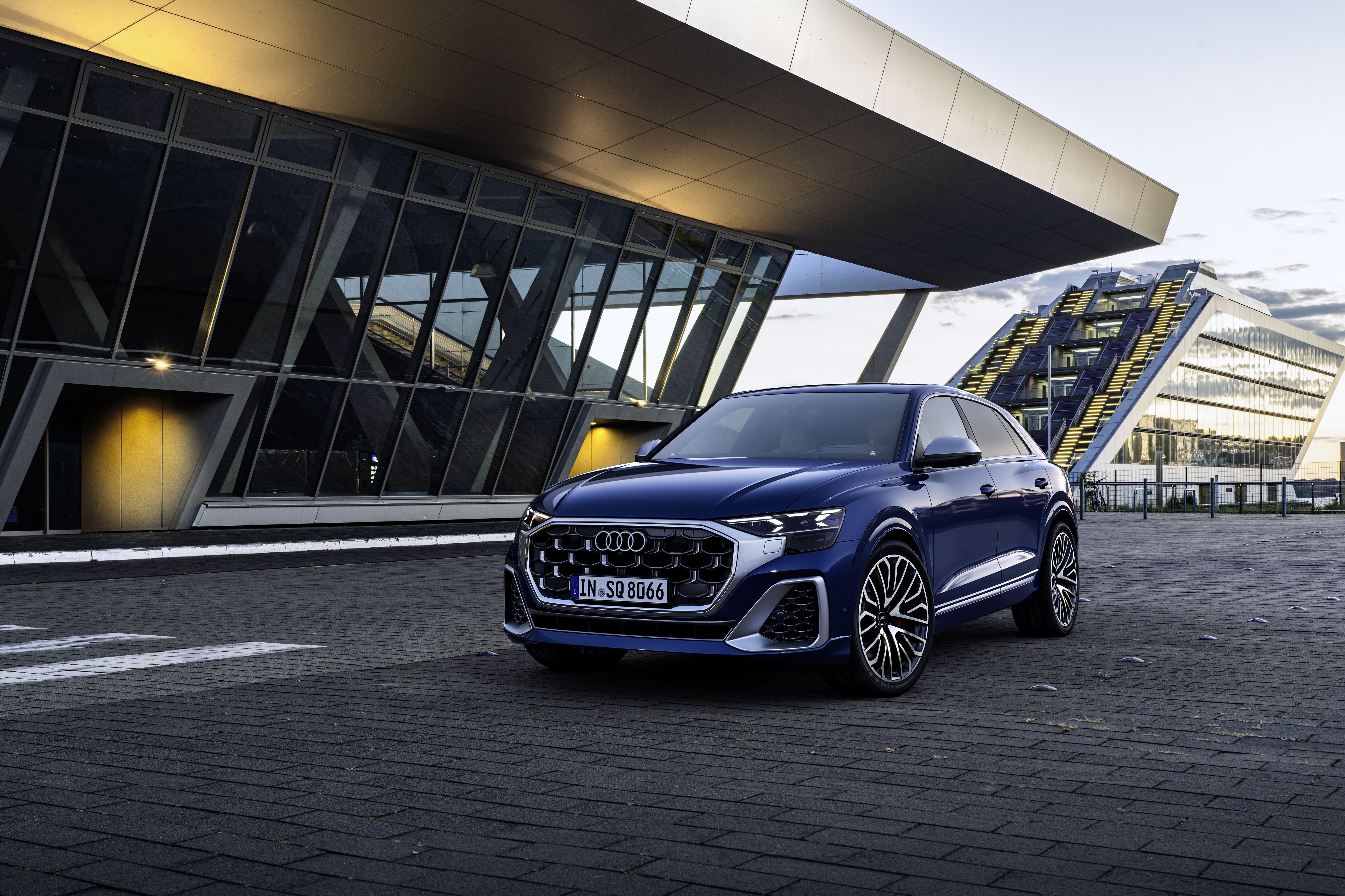 Audi SQ8 2023