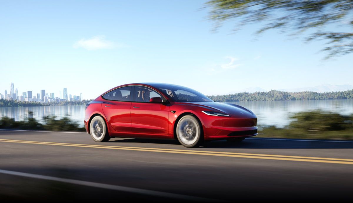 Tesla Model 3 2024