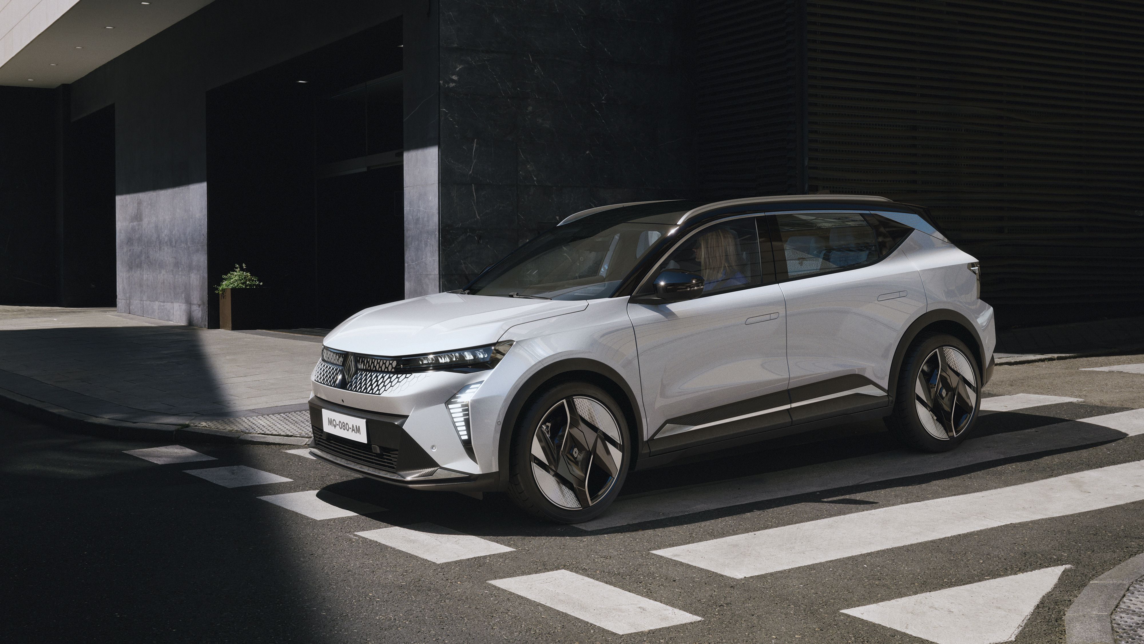 En sus versiones superiores, el Renault Scénic E-Tech recibe una nueva batería de 87 kWh