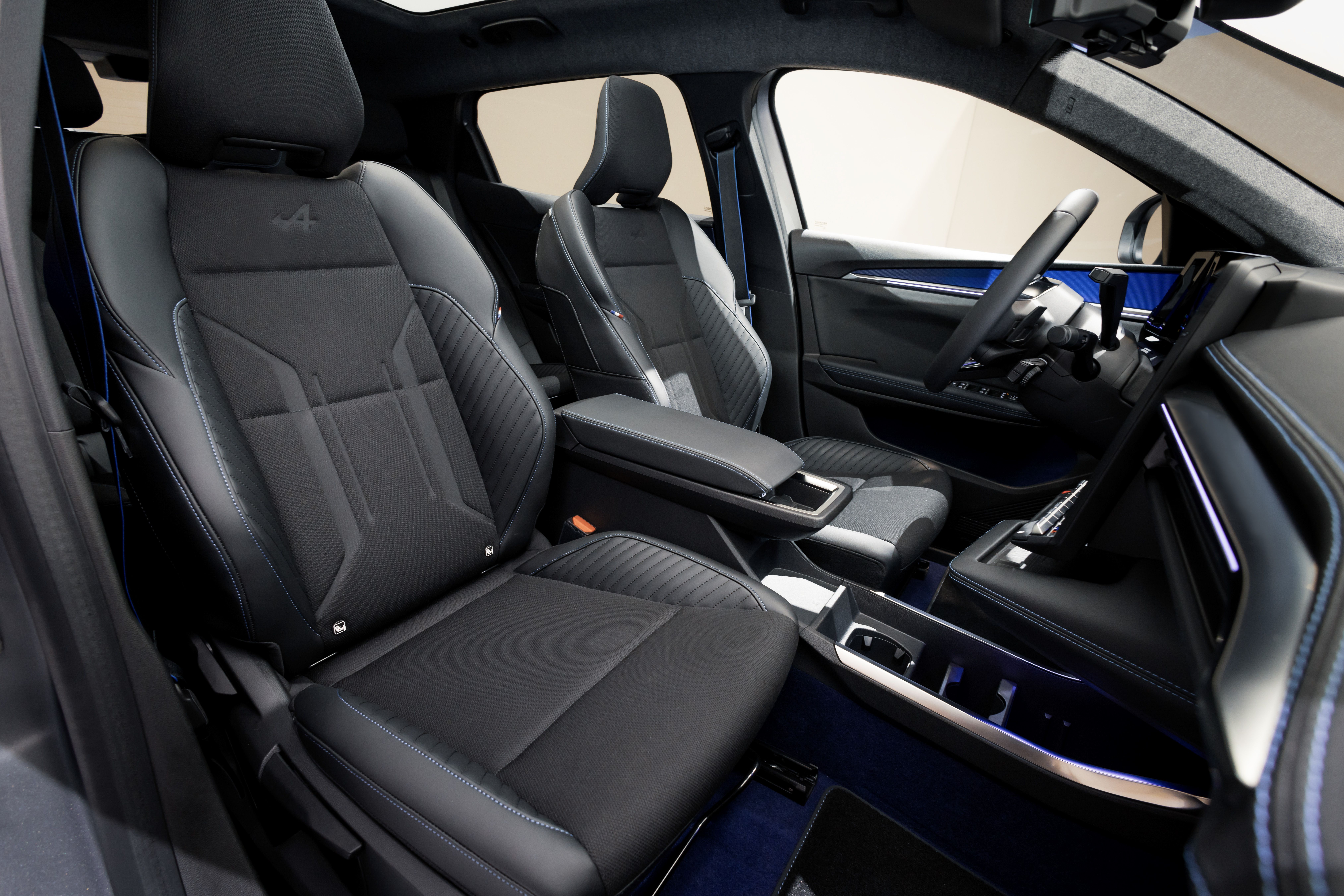 Renault Scenic E-Tech 2024