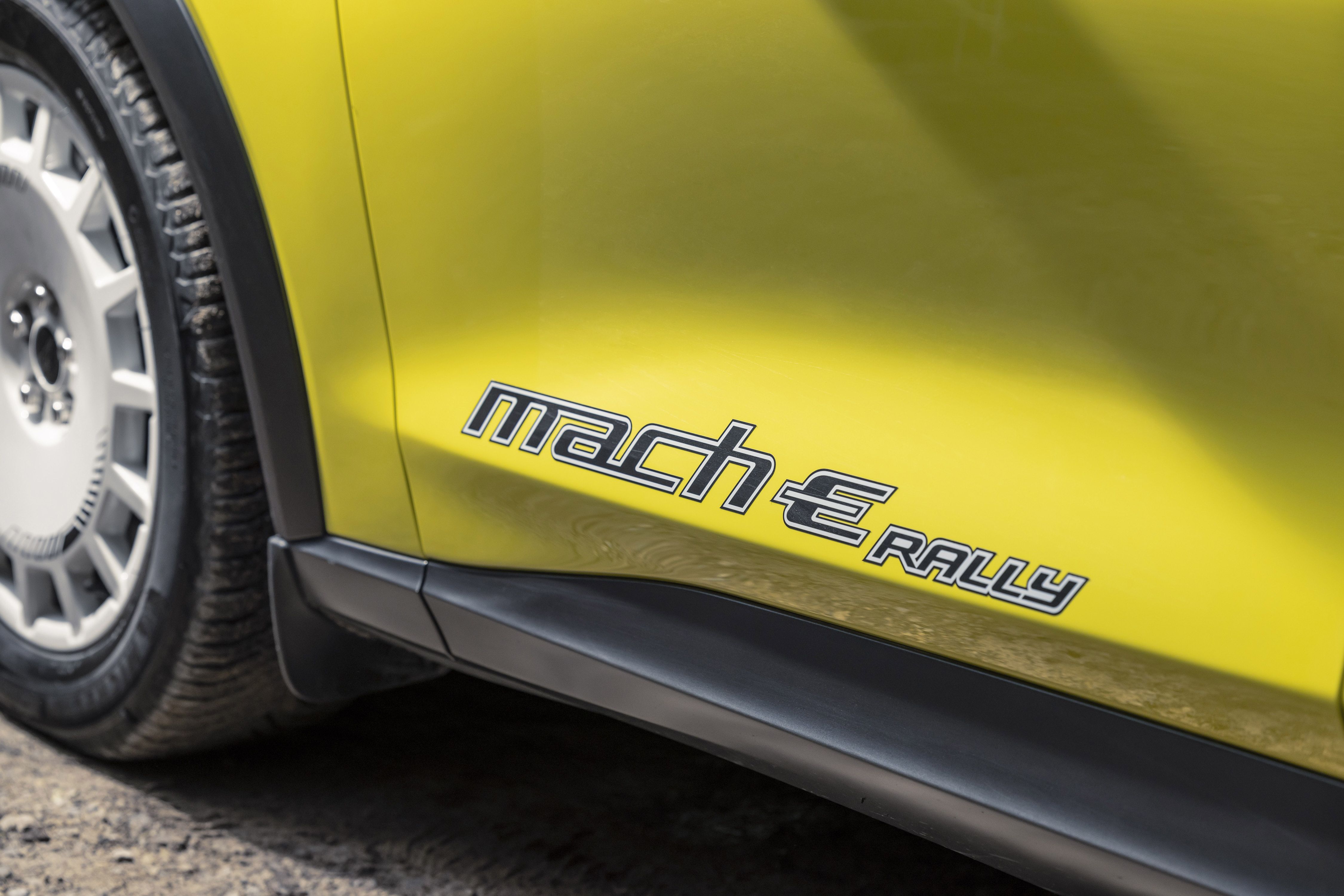 Ford Mustang Mach E Rally (18)