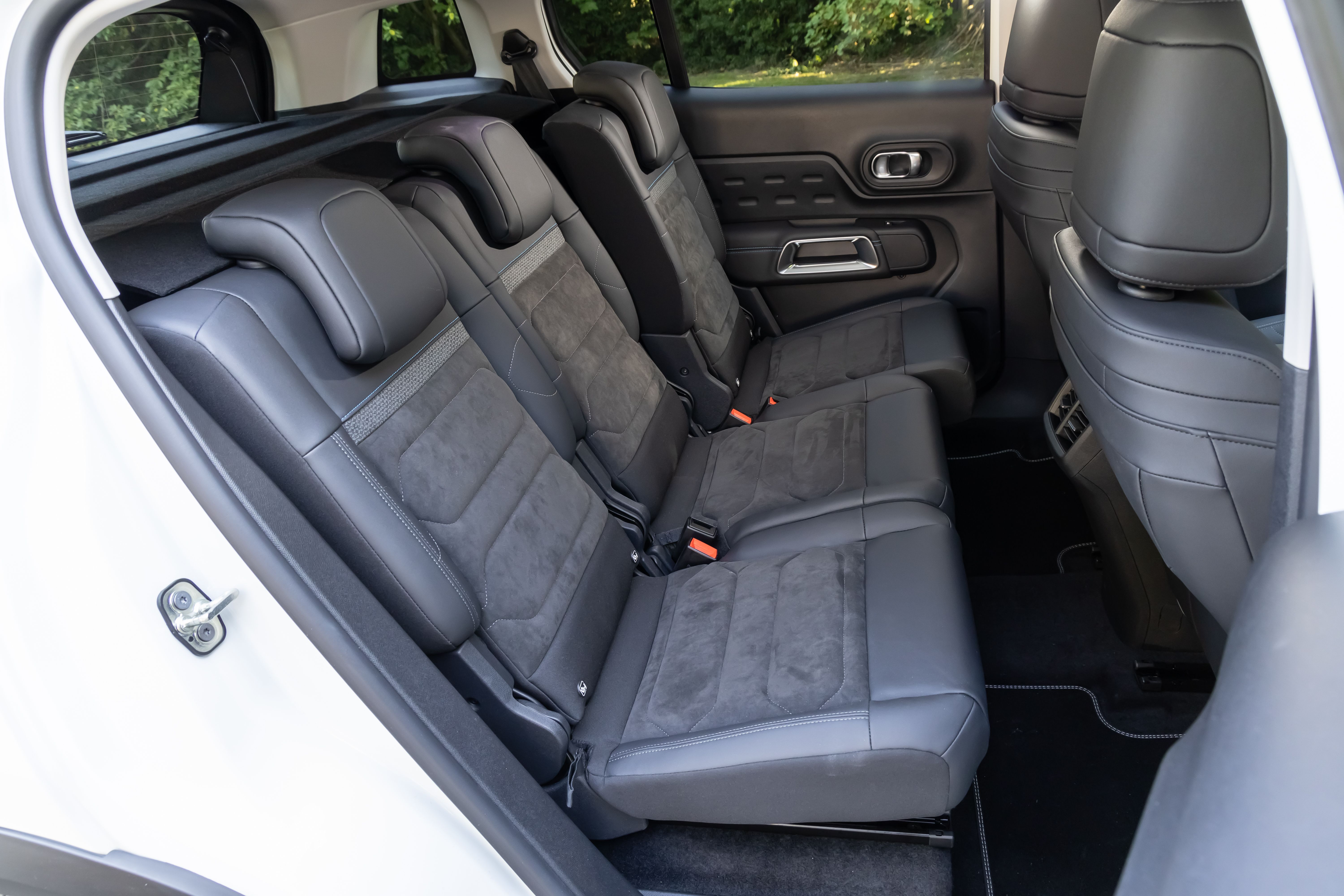 Citroën C5 Aircross PureTech Hybrid 136 ë-DCS6