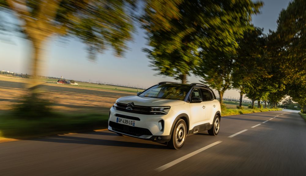 Citroën C5 Aircross PureTech Hybrid 136 ë-DCS6 Citroën C5 Aircross PureTech Hybrid 136 ë-DCS6