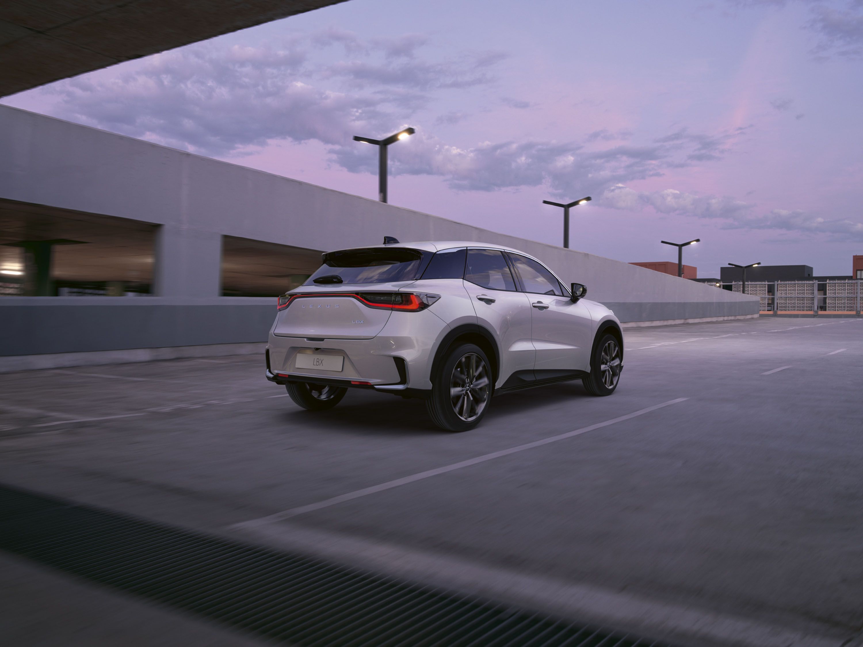 Lexus LBX 2024 