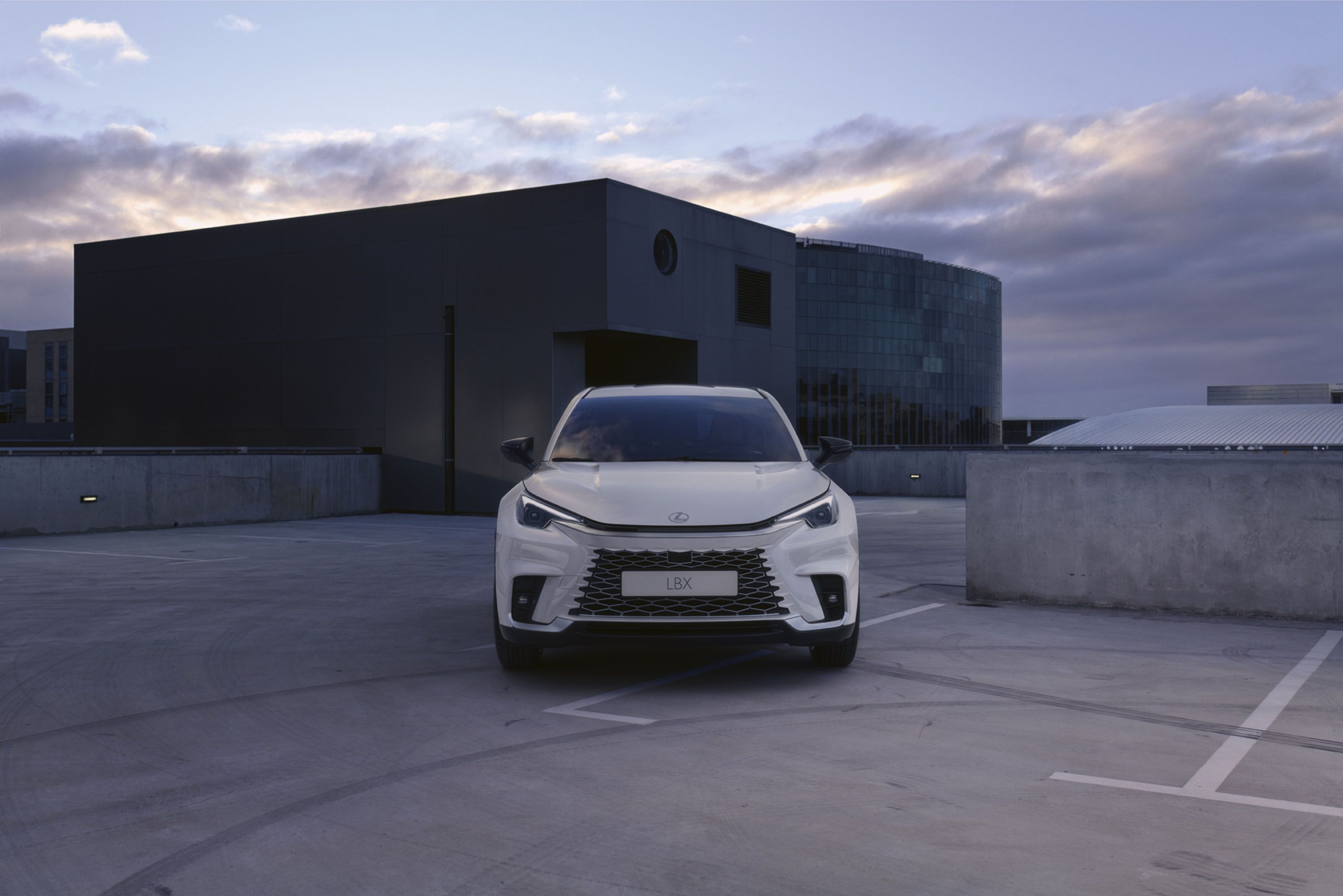 Lexus LBX 2024 