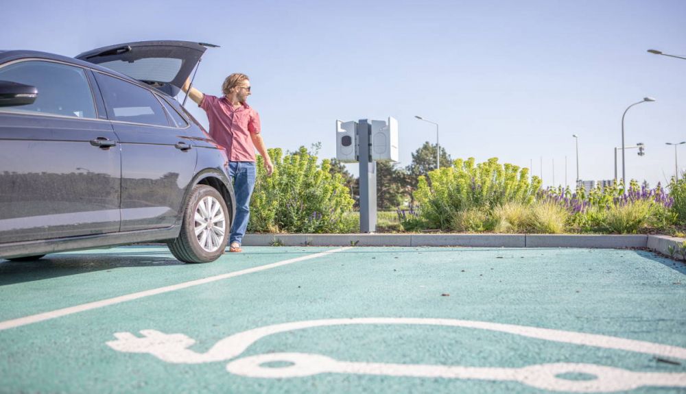 El nuevo mapa de puntos de recarga para coches eléctricos en España El nuevo mapa de puntos de recarga para coches eléctricos en España
