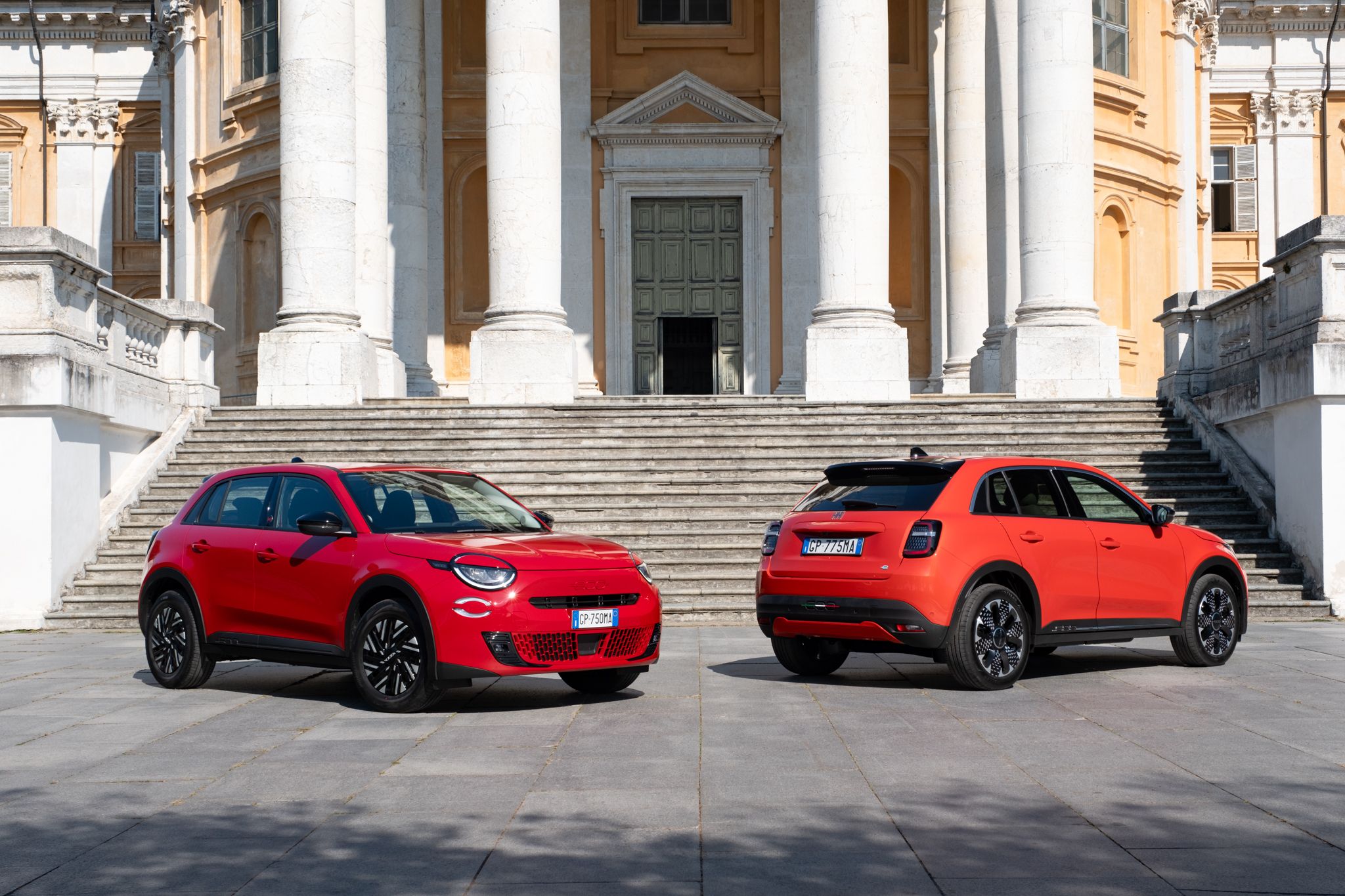 Fiat 600e RED y La Prima